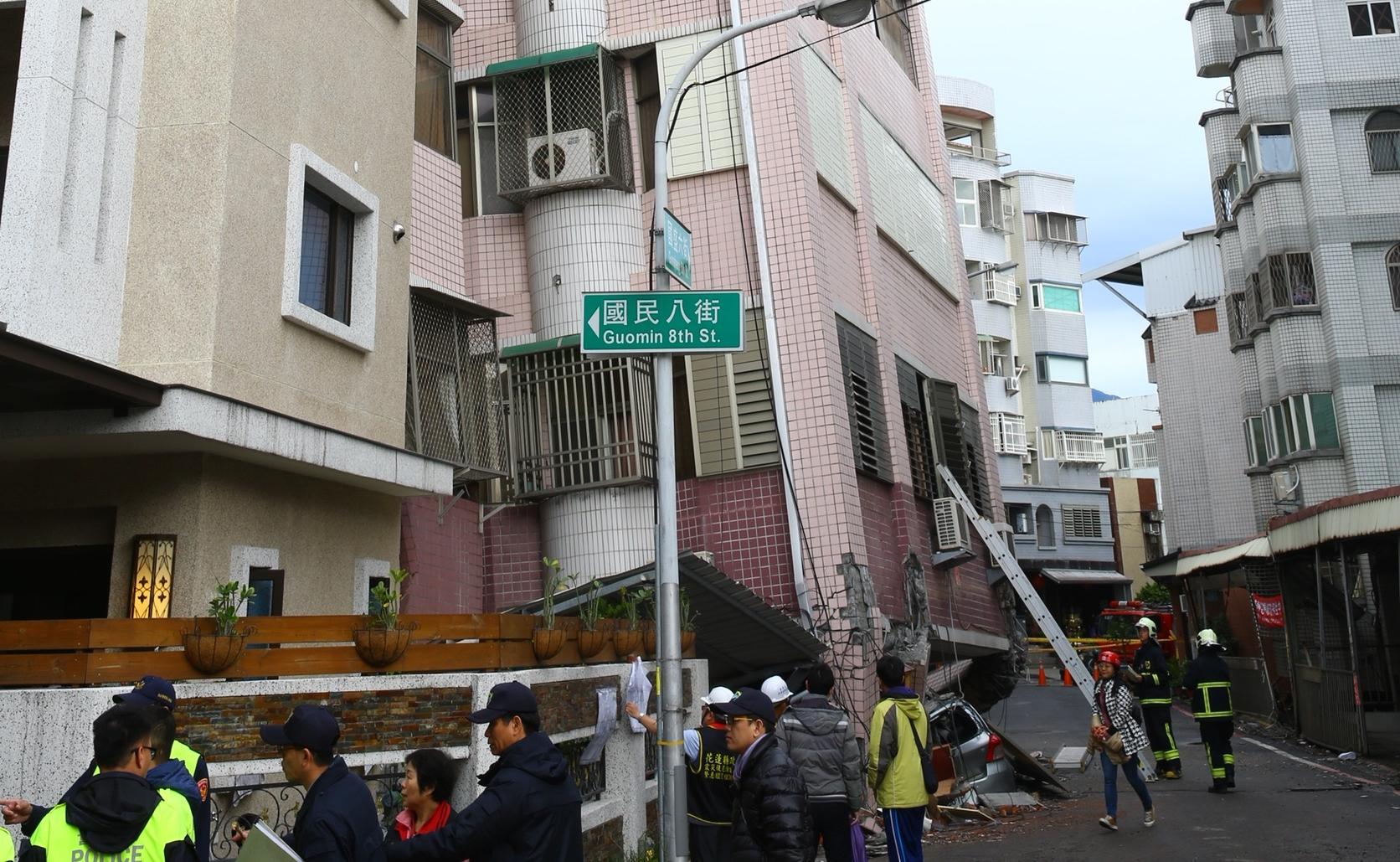 吾居吾宿大樓嚴重塌陷，幸運的是無人受難。