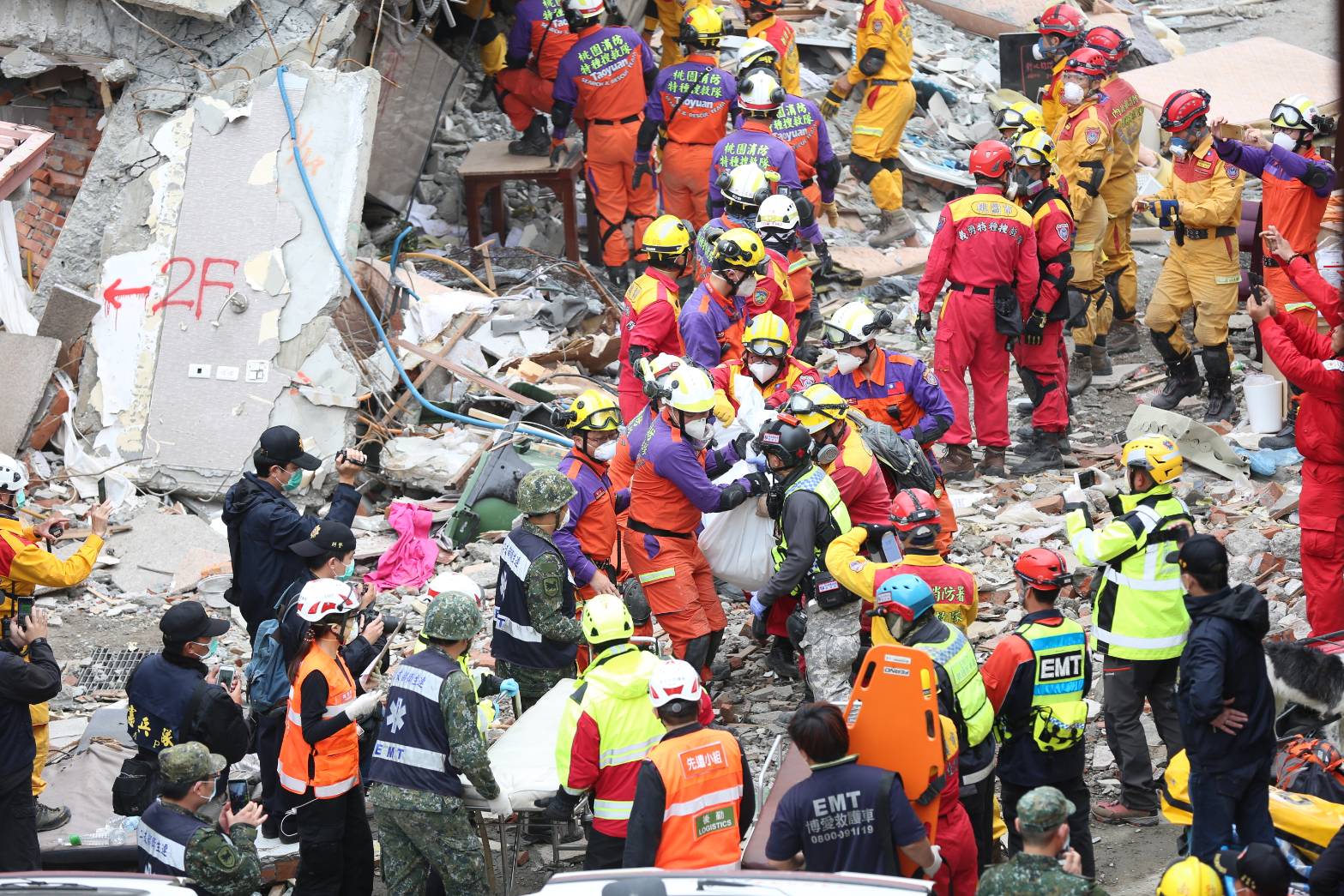 兩具港籍加拿大人夫婦大體已送往花蓮殯儀館。 