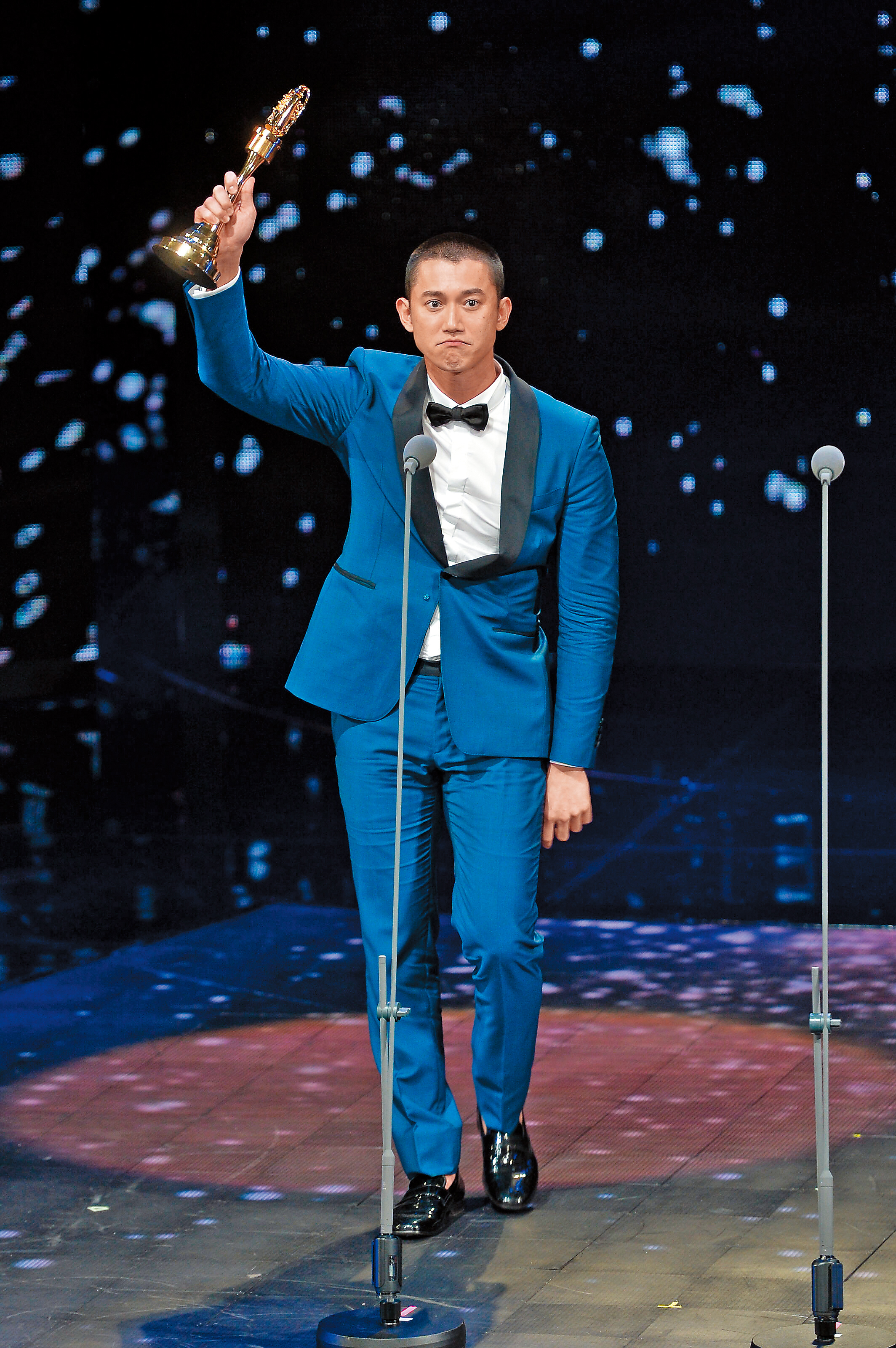 吳慷仁的演技近年來屢受肯定,還奪得了金鐘視帝,他的感情也相當精彩,過往情史名單上還有周幼婷及曾愷玹等人。