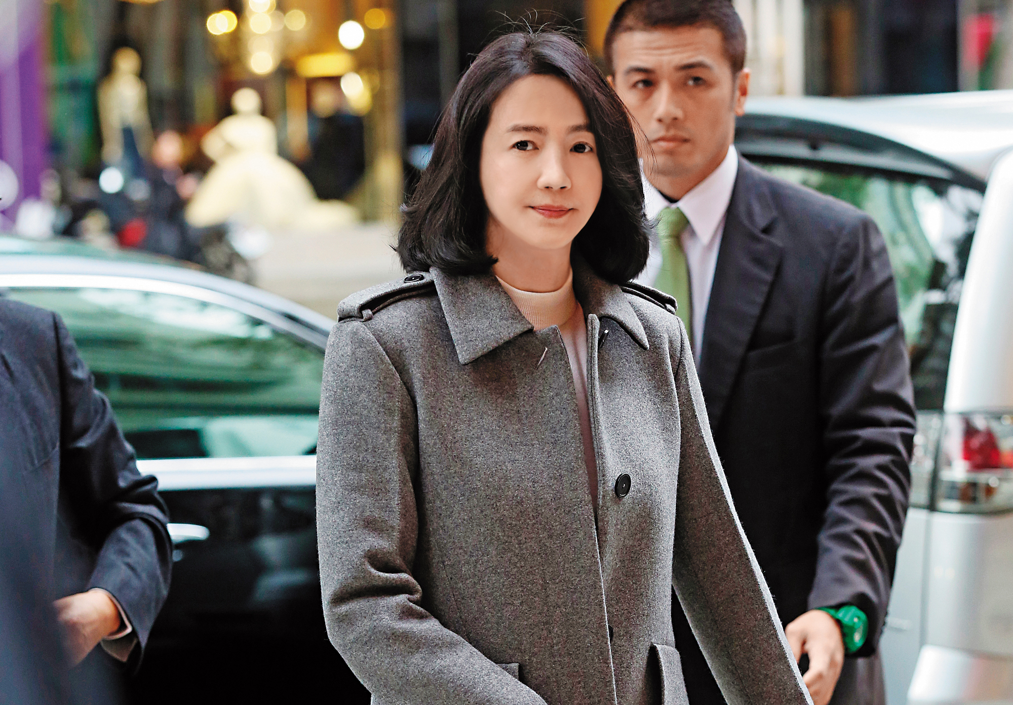 台新金董娘彭雪芬2010年以9000多萬元買下中山北路三段的豪宅「德杰Flora」,去年底以7000多萬元賠售出場。