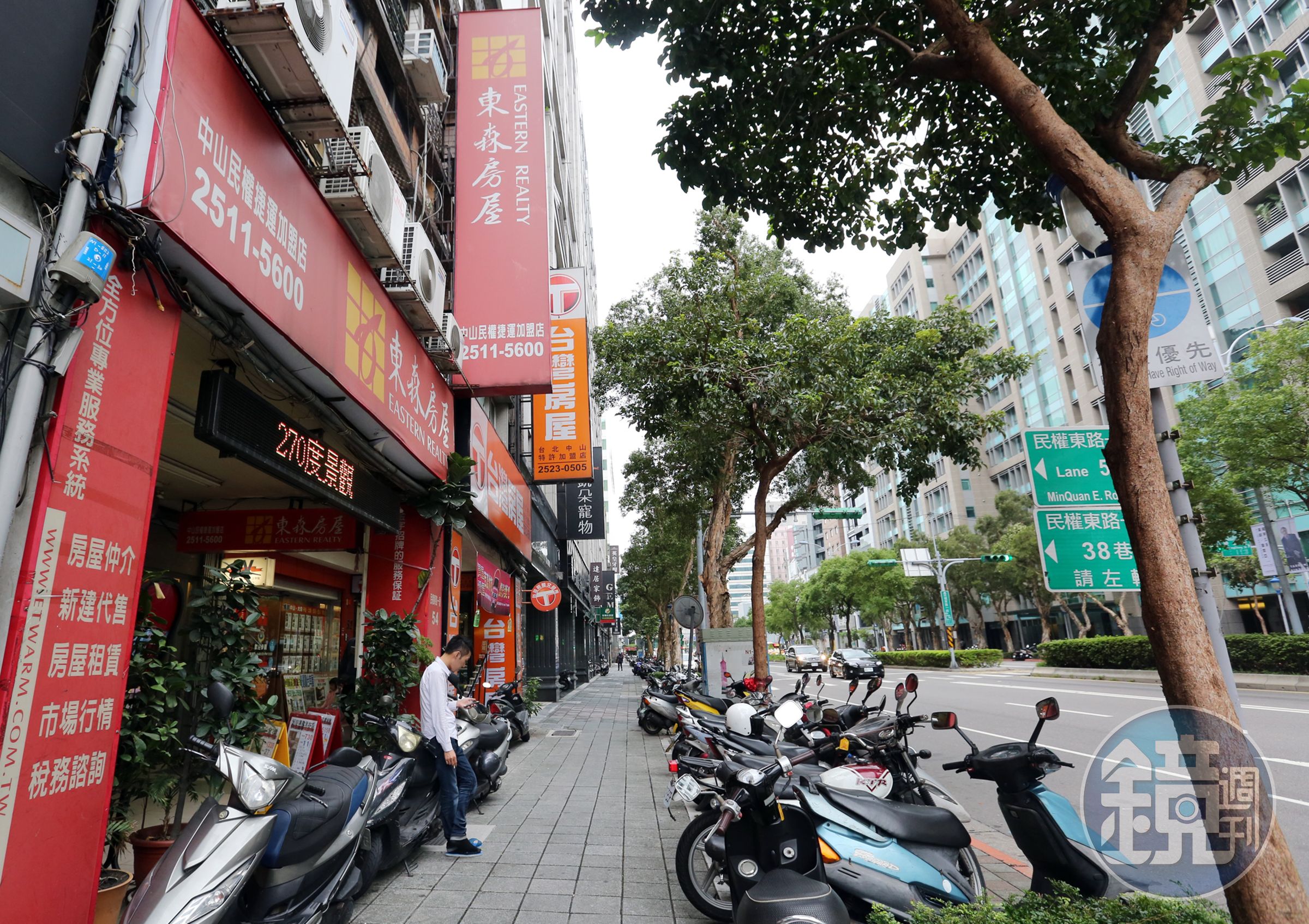 目前房市以自住客為主力，對價格、預算、效用都很計較，房仲賣房也要特別賣力。