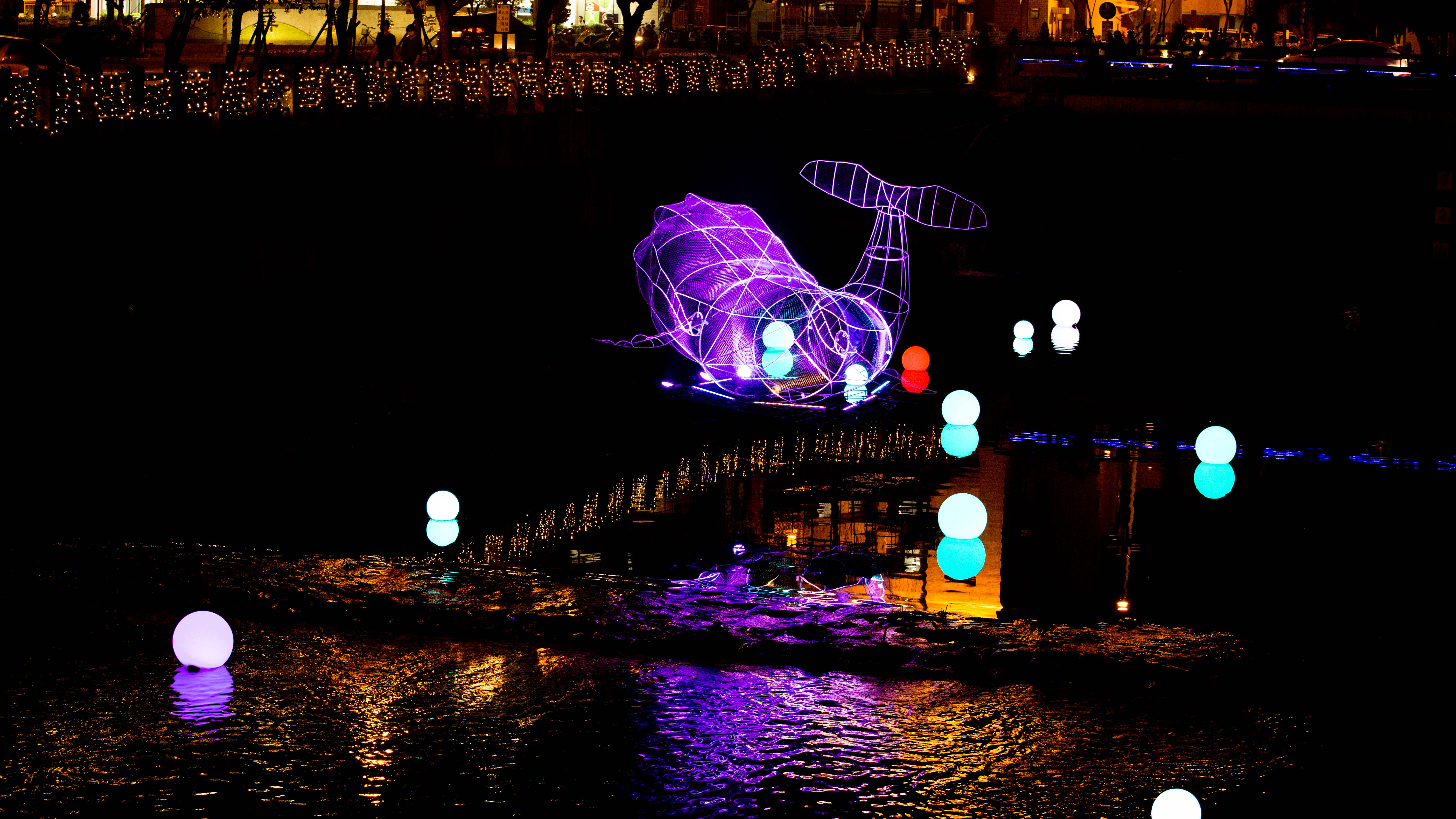 屏東綵燈節可以看到整片的燈海布置。（屏東縣政府提供）