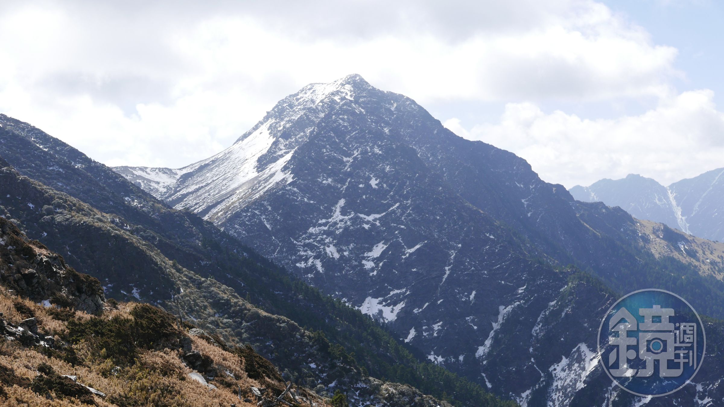 南湖大山山勢雄偉。