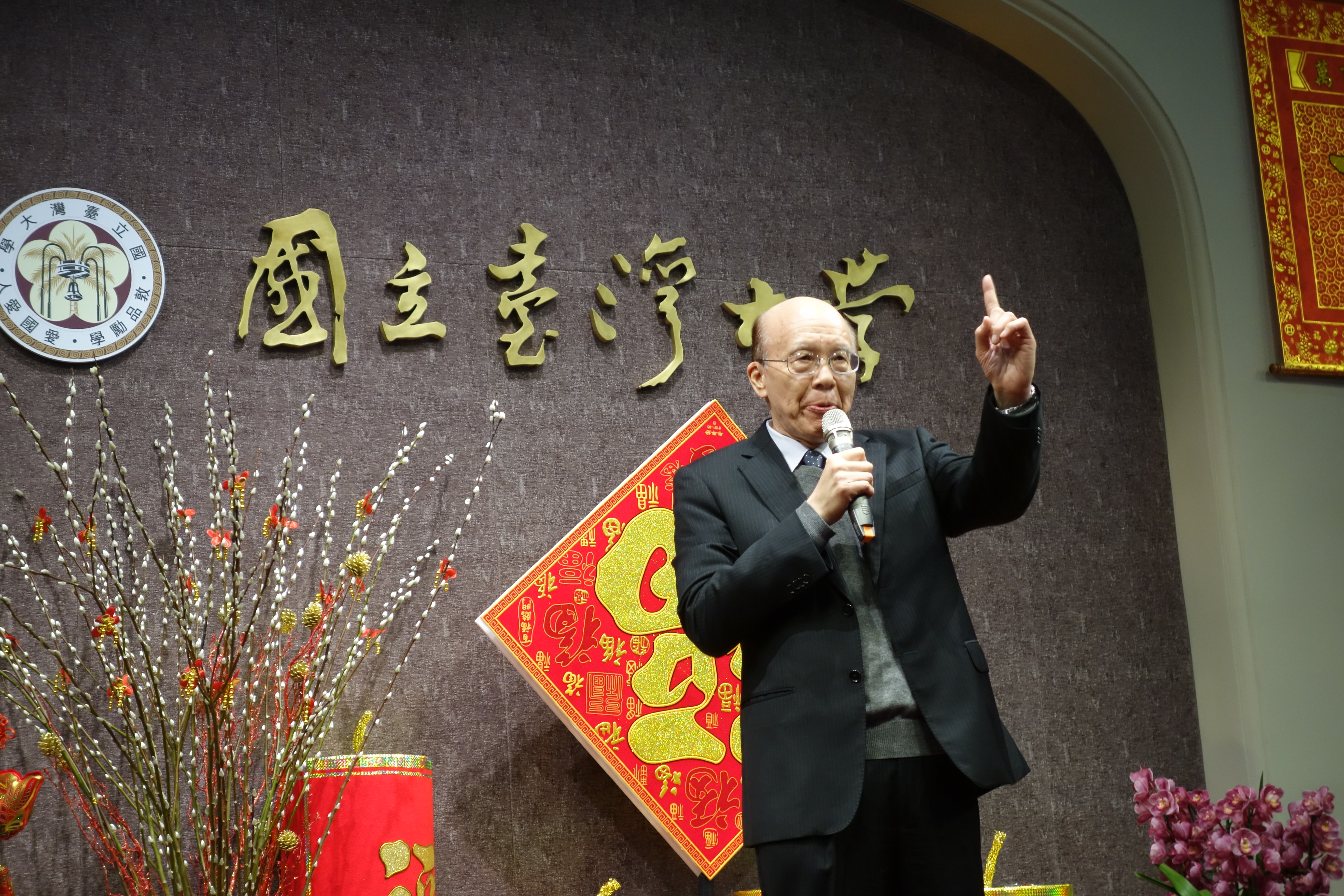 台大前校長李嗣涔痛批教育部玩法弄權，已經凌虐台大超過1個月的時間。