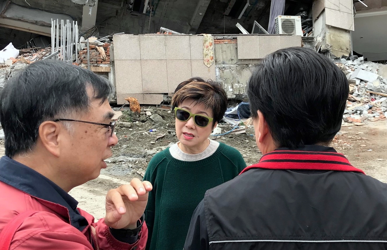 台積電慈善基金會董事長張淑芬日前親赴花蓮災區慰問。(台積電慈善基金會提供)