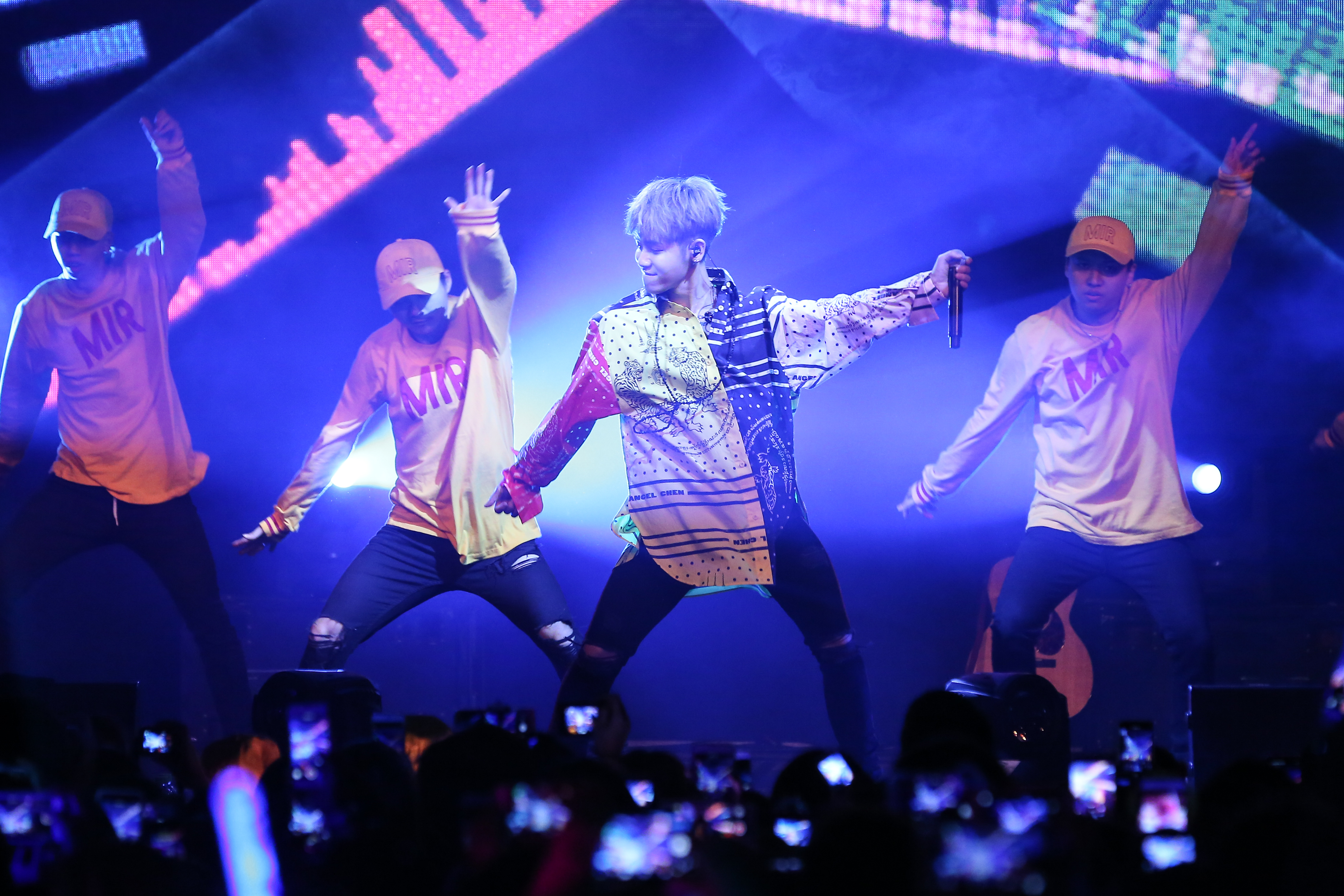 鼓鼓熱舞，除了回報粉絲，也順便可以減肥。