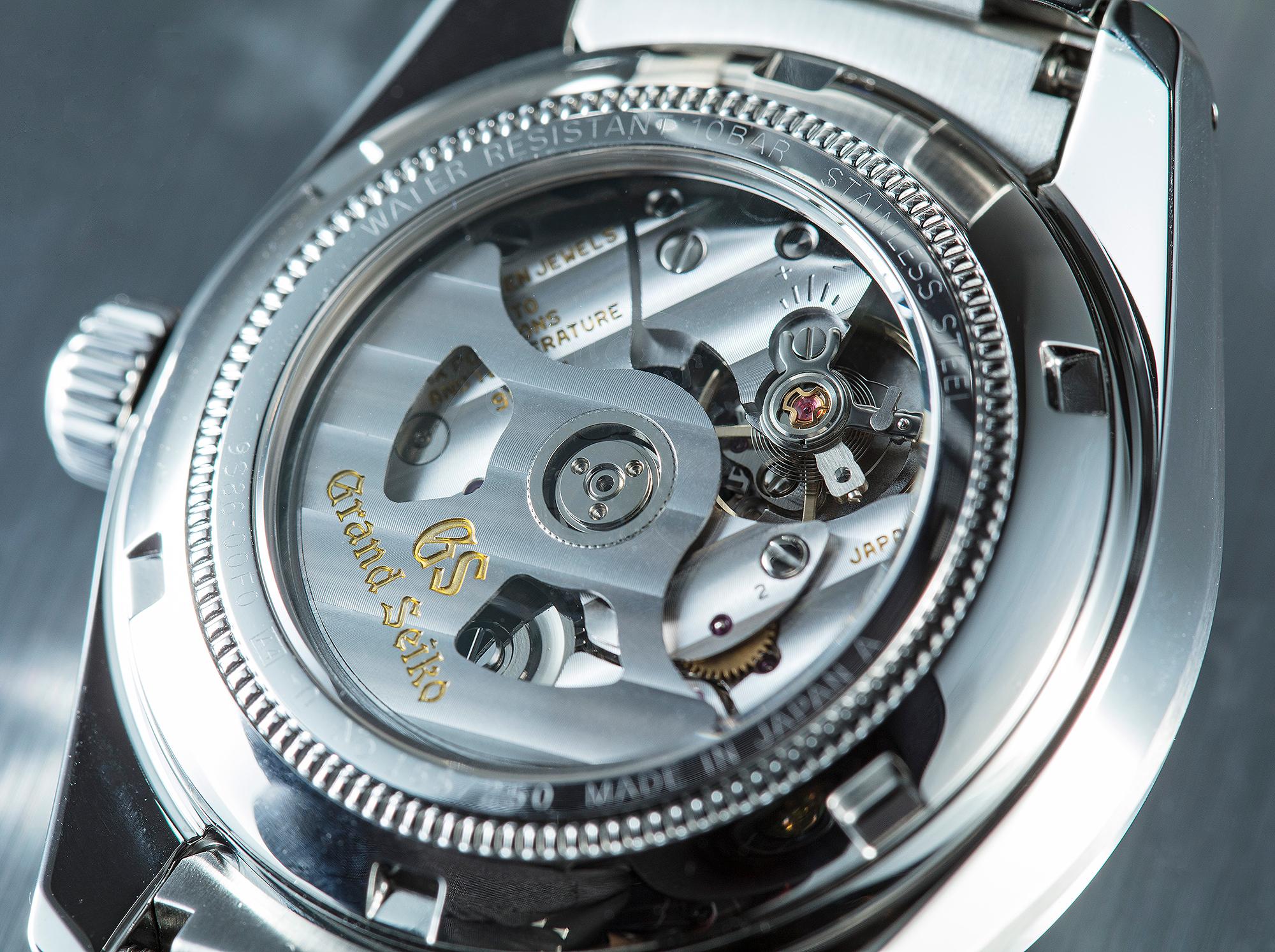 錶款裝載9S86自動上鏈機芯，細節處盡是GRAND SEIKO的一絲不苟。