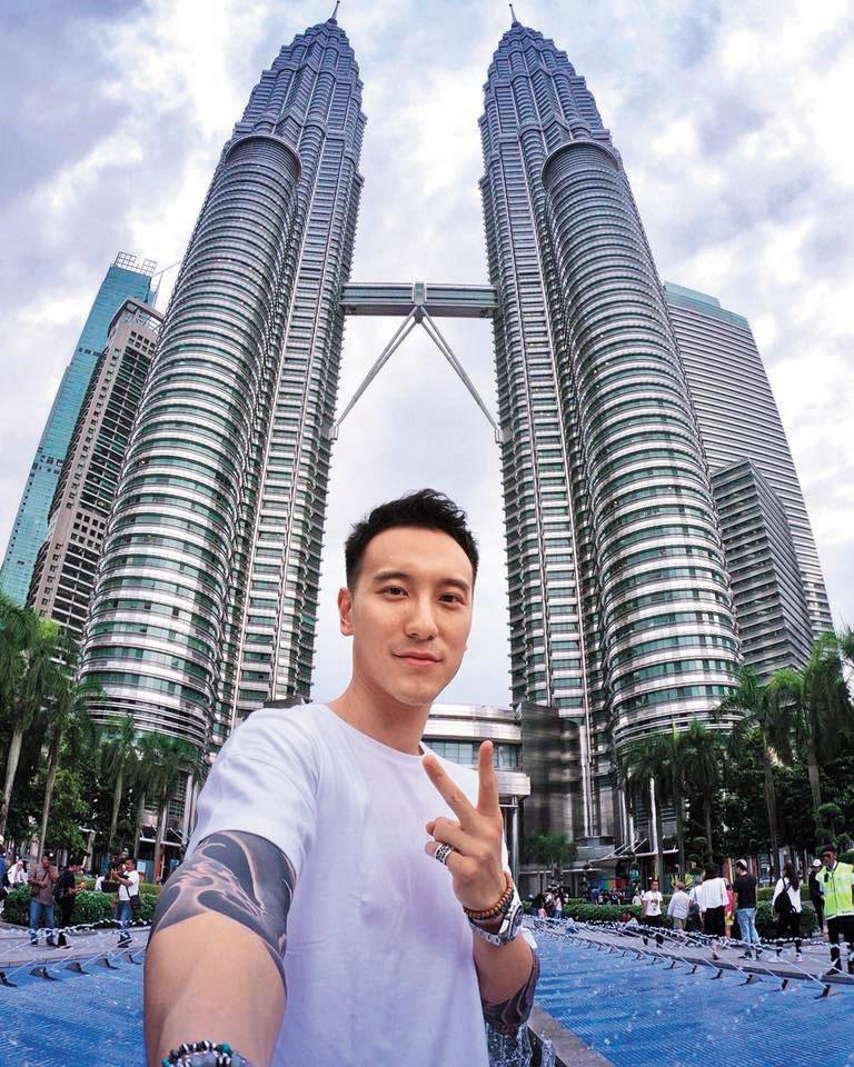 王陽明夫婦約會足跡遍及全世界,更時常在臉書親熱給大家看。