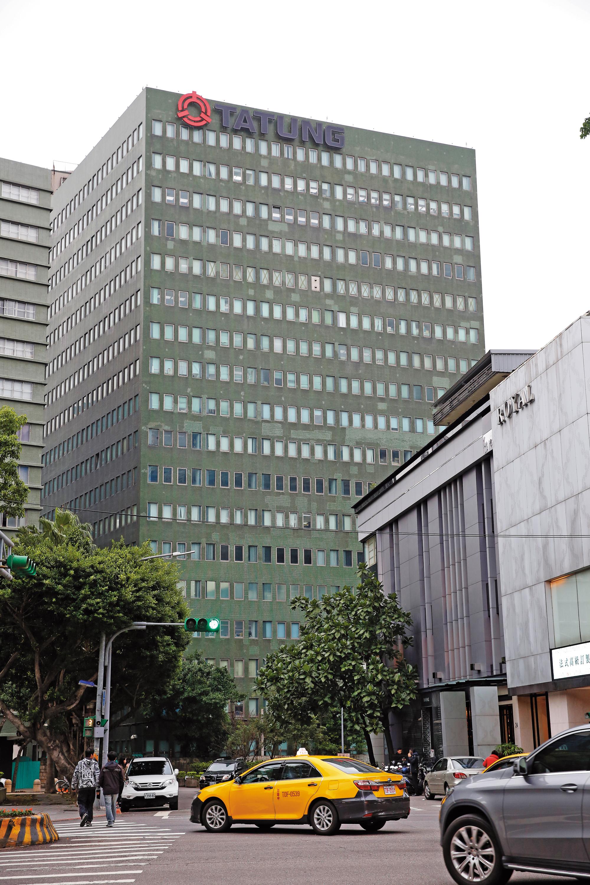 大同經營權之爭再起,市場派加碼買股,密謀推舉三圓建設董座王光祥出任董事長。林郭文艷才剛接下董事長,隨即面臨市場派捲土重來,挑戰經營權。