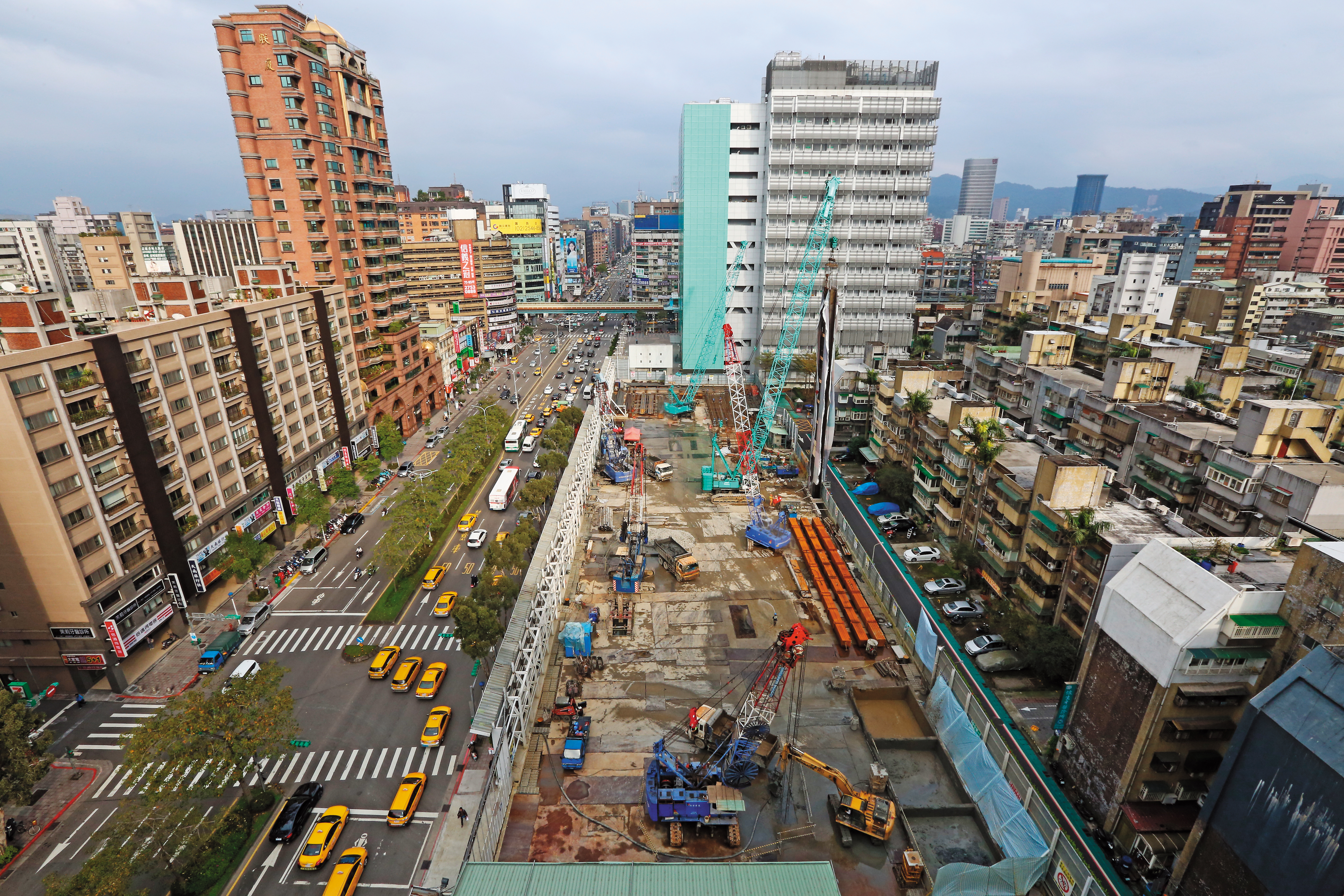 正義國宅都更案啟動，今年可望預售，估計開發規模破300億元，堪稱王光祥一大代表作。