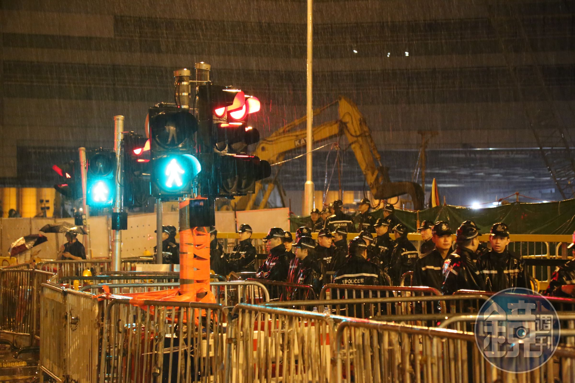 李惠仁的《并：控制》記錄了香港的民主運動，讓他遭港府拒絕入境。對於大陸國台辦公佈的31項「惠台措施」，他完全不相信。（公視提供）