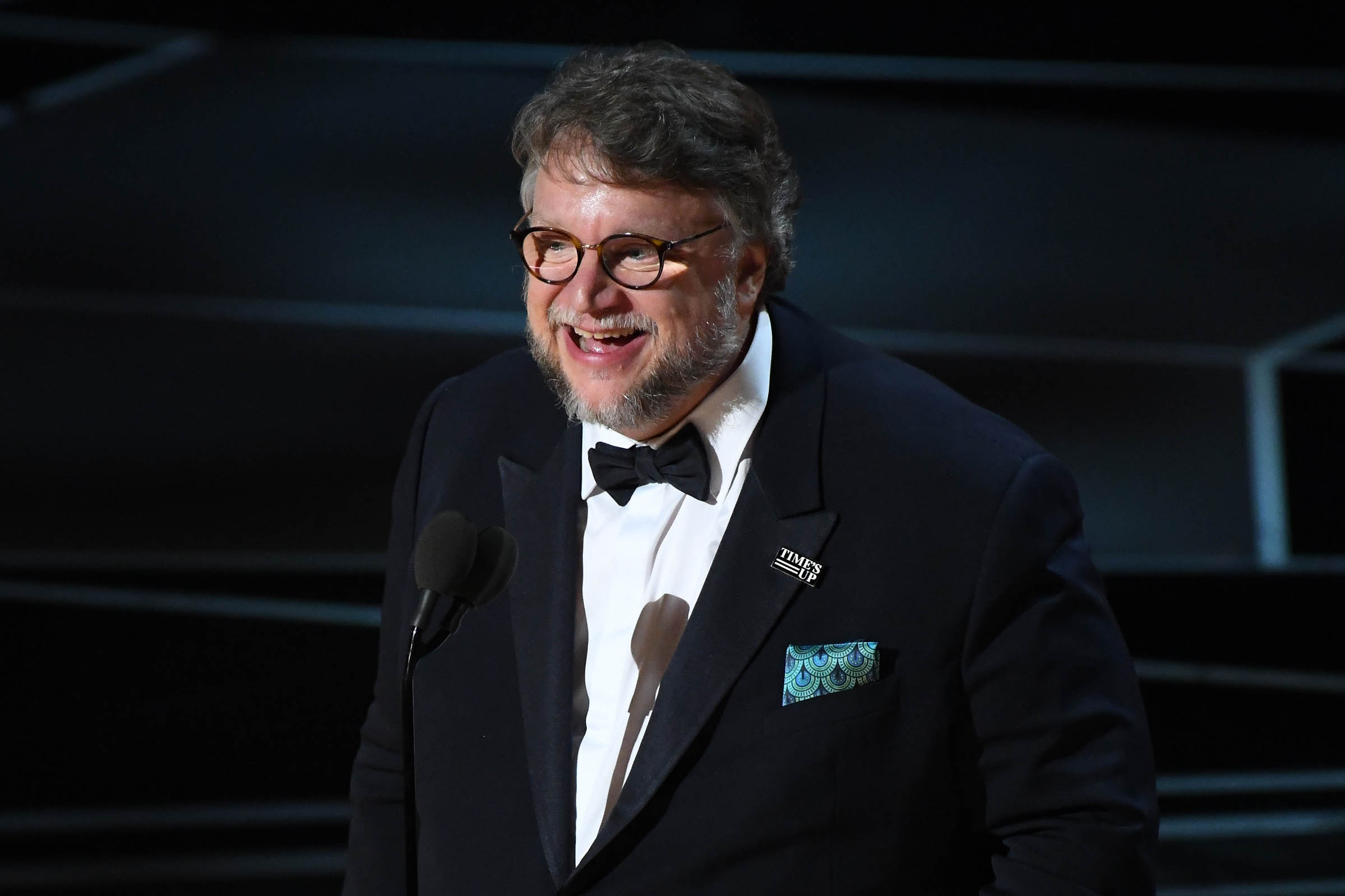 電影《水底情深》入圍本屆奧斯卡13項，得獎4項，其中最佳導演吉勒摩戴托羅（Guillermo del Toro）及最佳影片，都頒給該片。（東方IC）