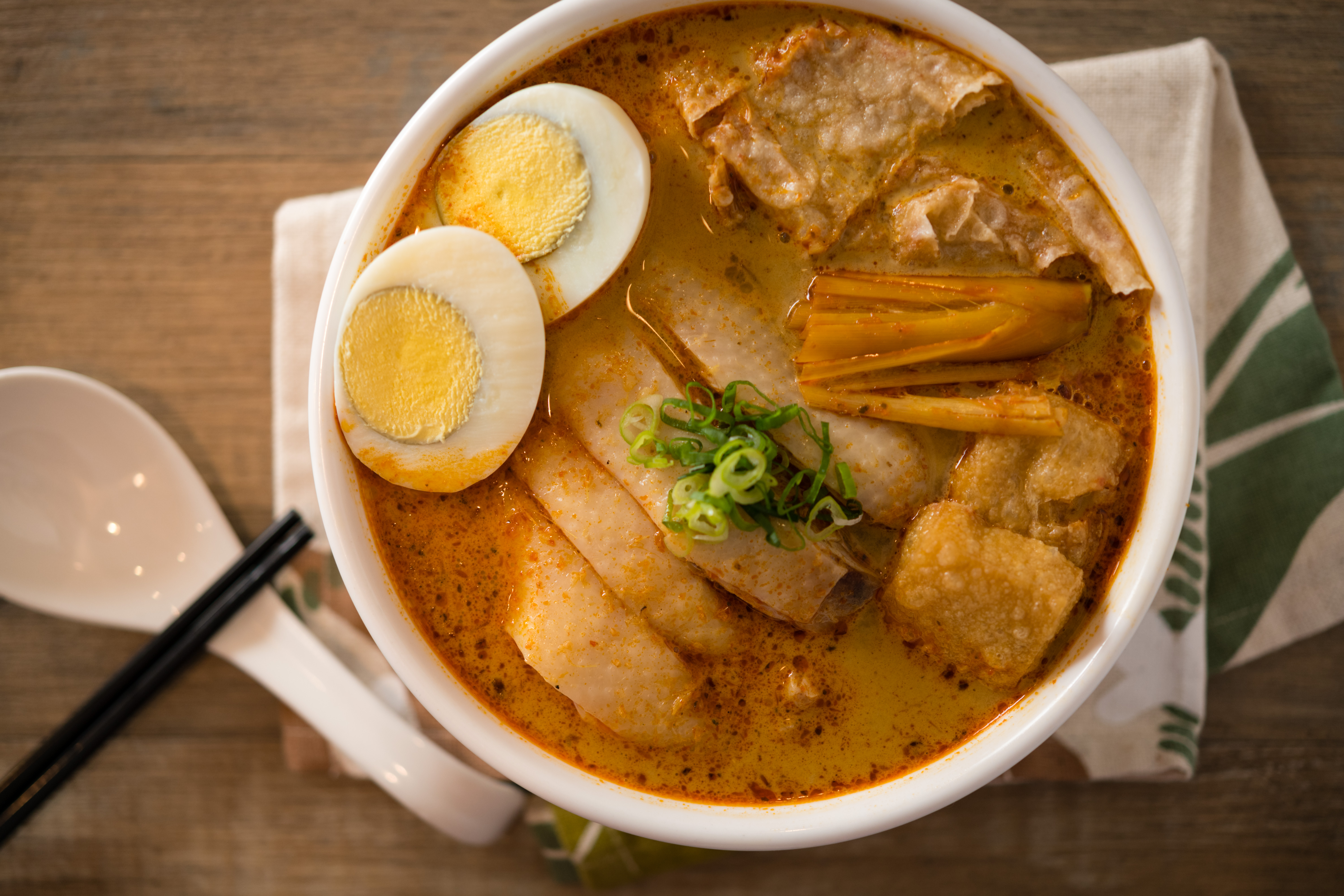 池先生的「咖哩叻沙麵」是金曲歌王林俊傑的口袋名單。