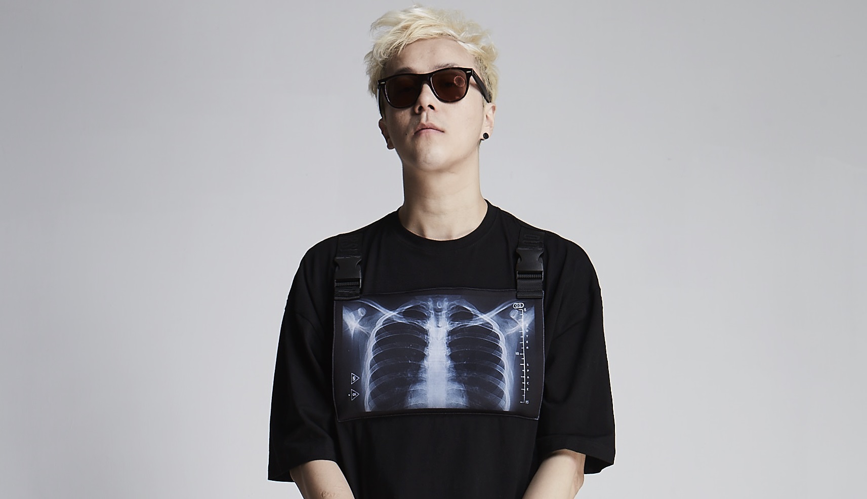 廖人帥和金曲獎擦身而過，索性發單曲當歌手。（華納提供）