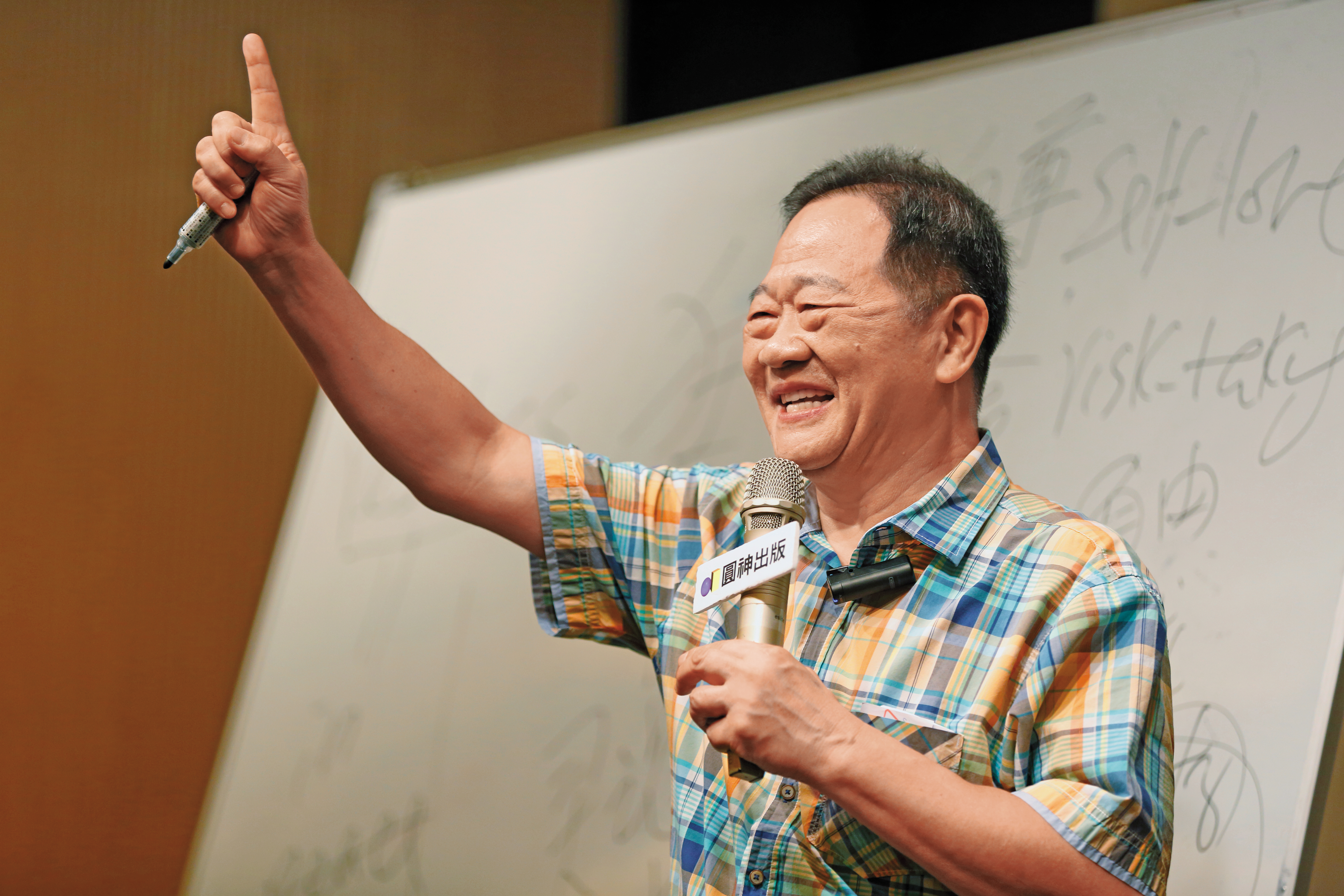 蔣萬安宣布不參選後，台北市黨部主委黃呂錦茹找上網紅「錕P」李錫錕(圖)，探詢其意願。