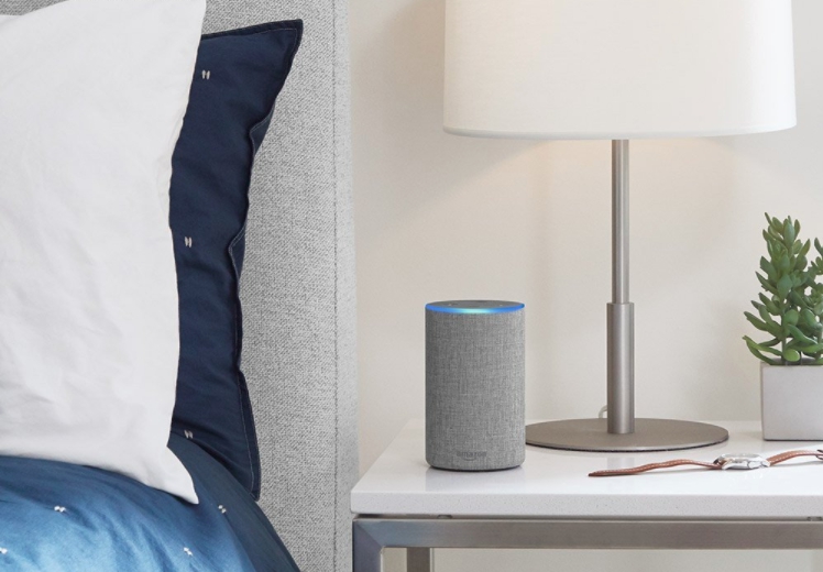 亞馬遜推出的Alexa語音助理被網友投訴，有時會發出像是「巫婆」的詭異笑聲。（翻攝自Amazon）
