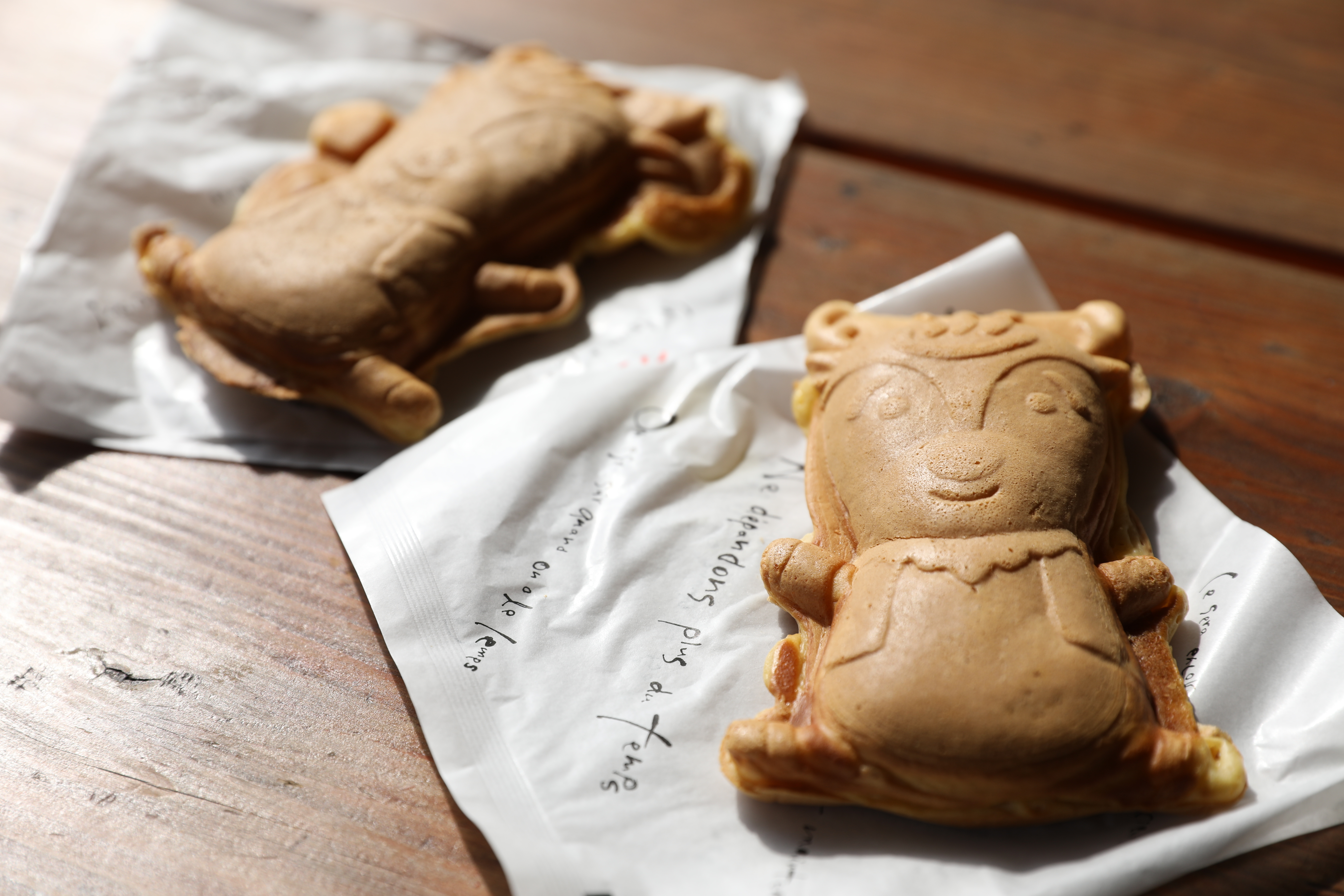 鹿造型的車輪餅，有栗子、咖哩起司等口味。（120日圓起／份，約NT$33）