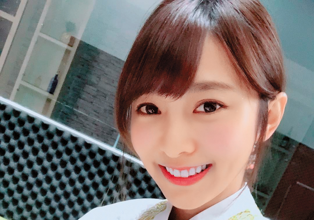 溫妮是前《大學生了沒》班底，現在主持網路節目，人氣雖然不高但長相甜美。（翻攝自溫妮IG）