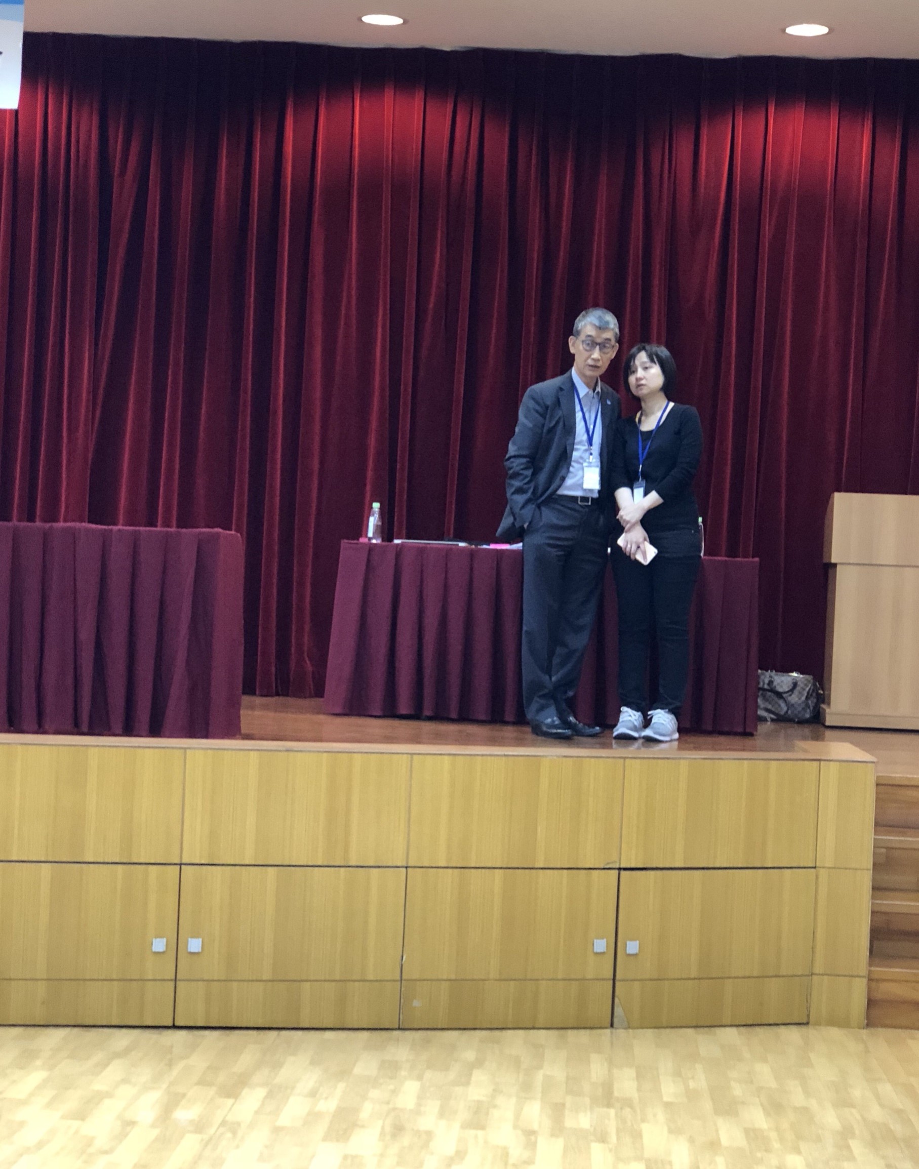 蔚華科技公司今天召開臨時股東會,全面改選董事,卻未依公告規定立即公布新任董事名單,市場派準備對董座提告。