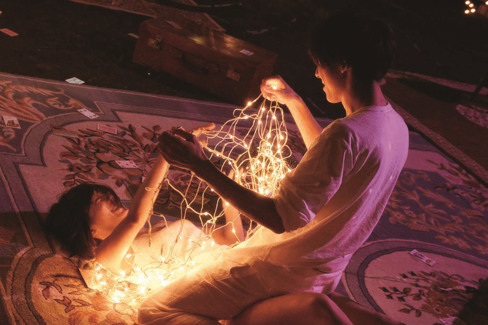 《裸睡美人》中日本人氣男星高橋一生（右）大享豔福，和櫻井友紀有大尺度的情欲床戲。（天馬行空提供）