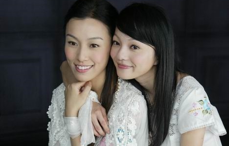 〈如果的事〉是女女合唱經典。（福茂提供）