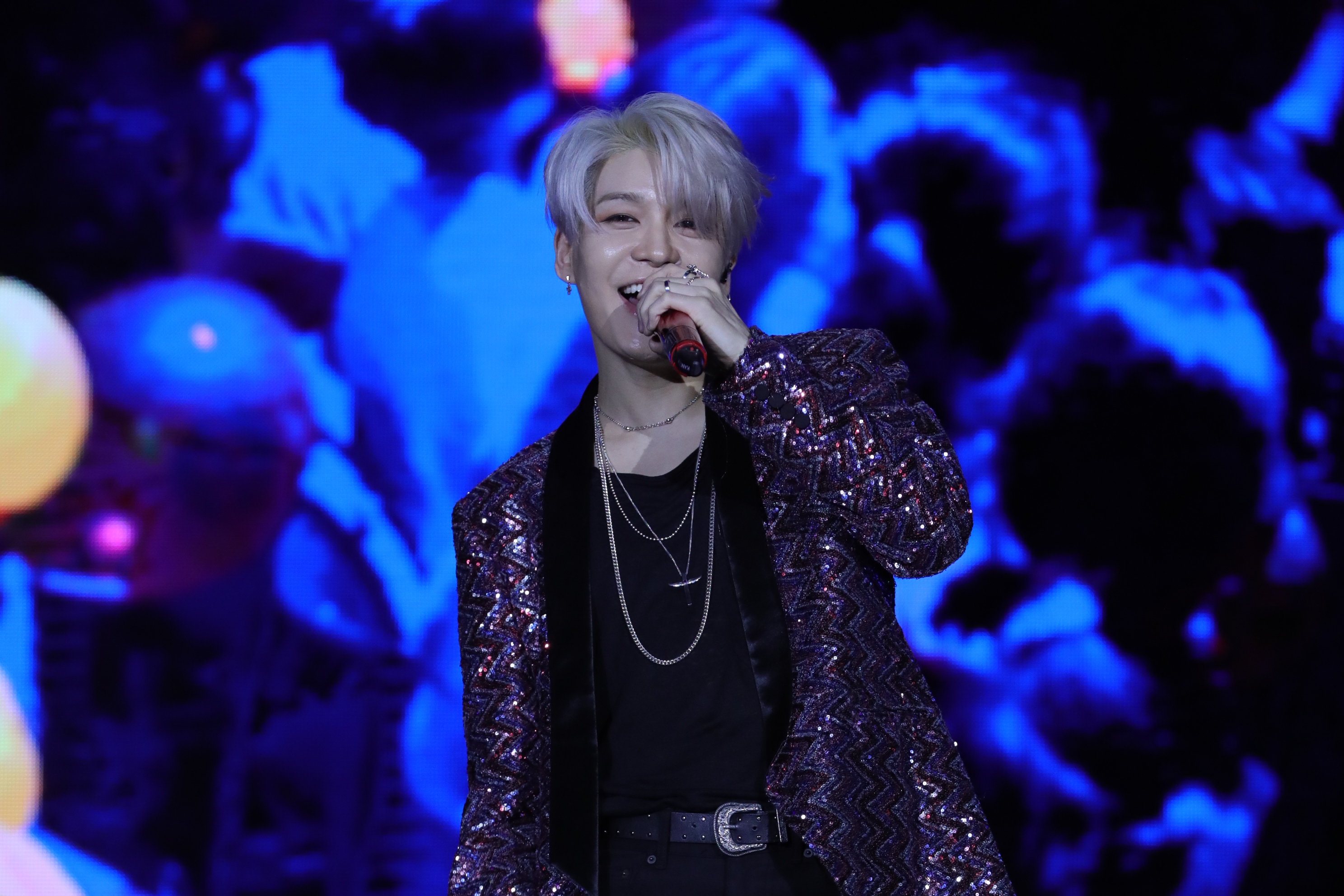 水晶男孩主唱姜成勳17日在台北舉行首次個人見面會，吸引900名粉絲朝聖。（佳音娛樂提供）