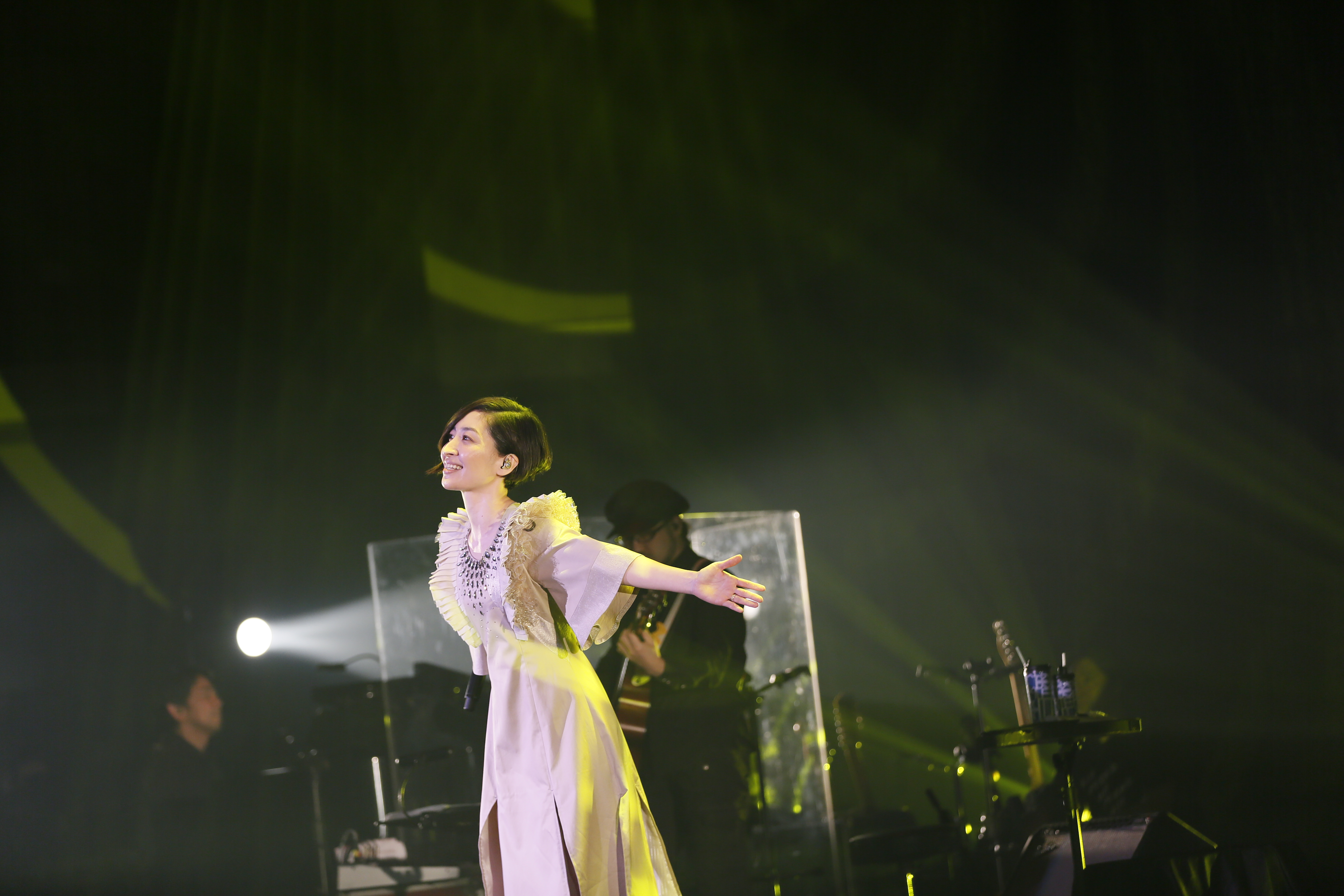 坂本真綾以豐富的動畫配音經驗，串連不同世代的經典動畫，讓許多動漫粉絲直呼過癮。（好玩國際）