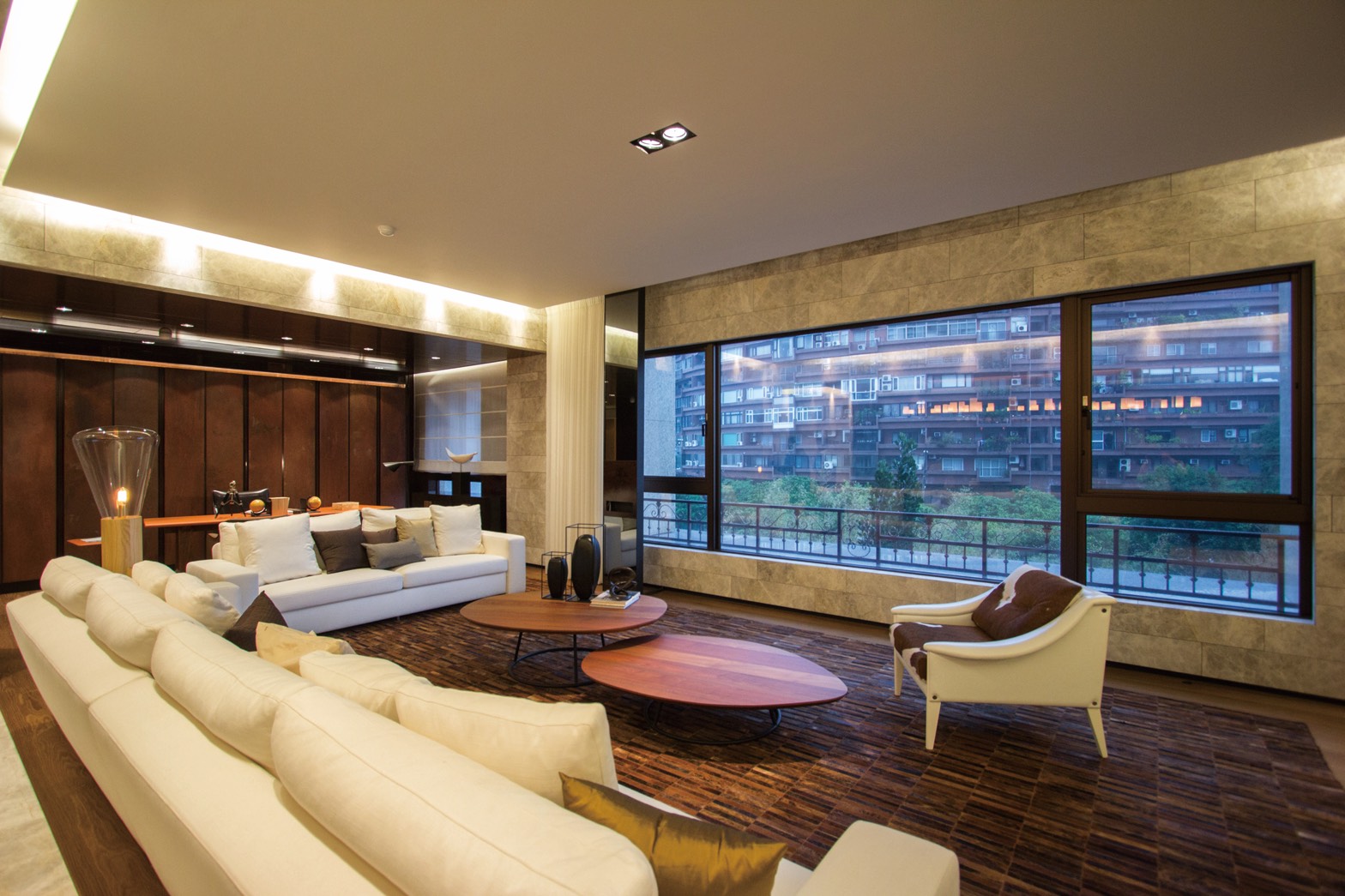 128坪房型擁有8.8米大面寬，氣勢十足。