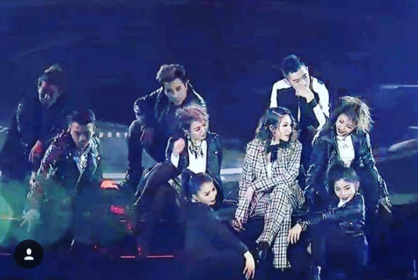 Elva除了新專輯一再延遲，如今再傳出她嚴重失聲，取消中國巡迴，失聲的她成了名副其實的蕭「啞」軒。（翻攝自蕭亞軒臉書）