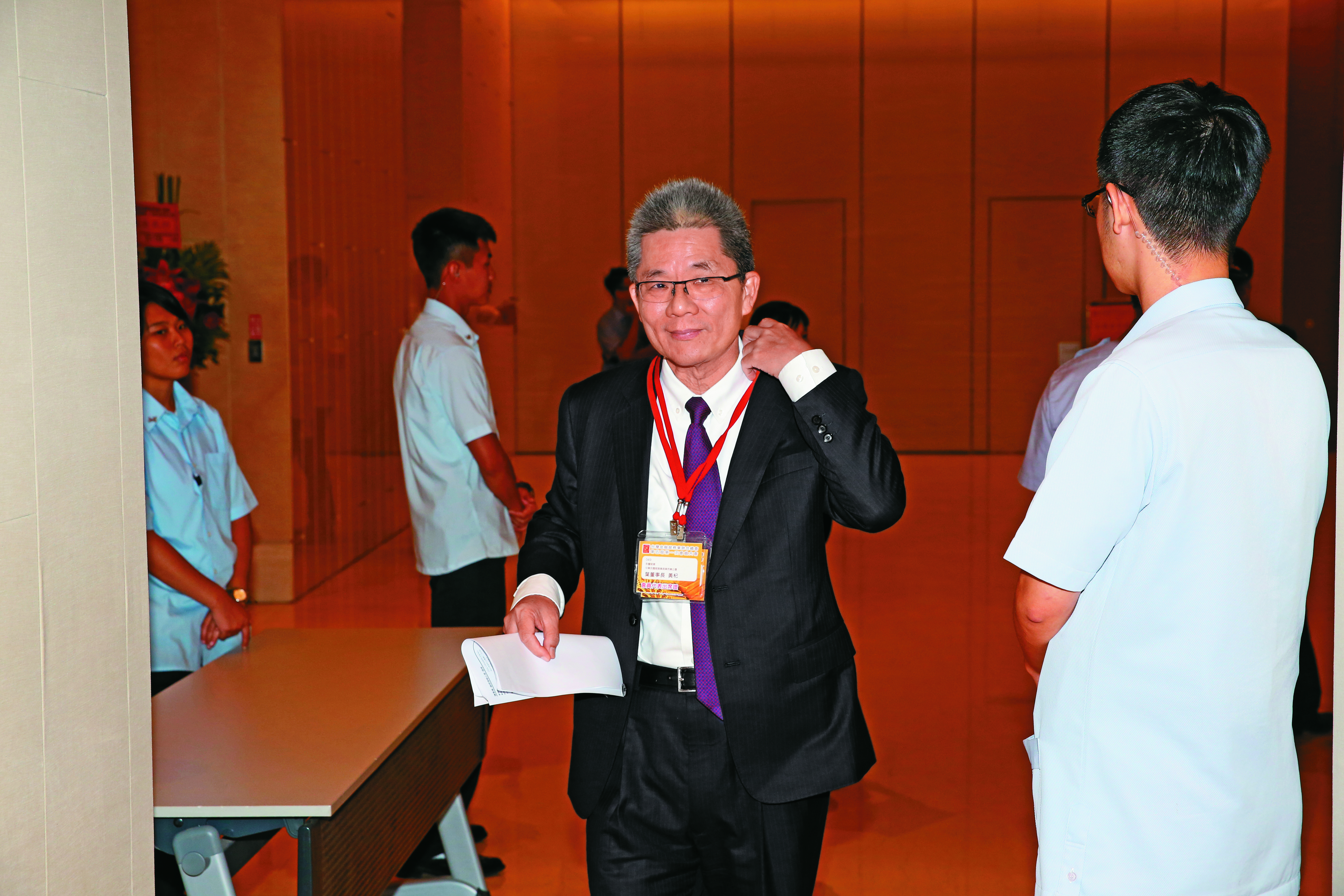 永豐金證總經理葉黃杞疑護航中資繞道香港買台股，還砸了上億元，跟進中資買進大同，獲利驚人。