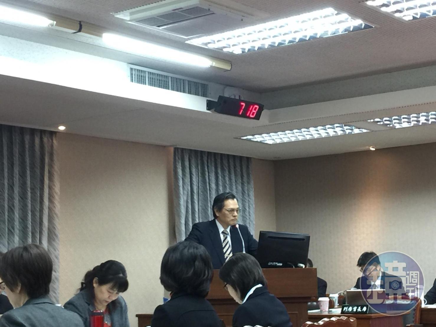 立法院內政委員會今邀請陸委會主委陳明通業務報告並備詢。