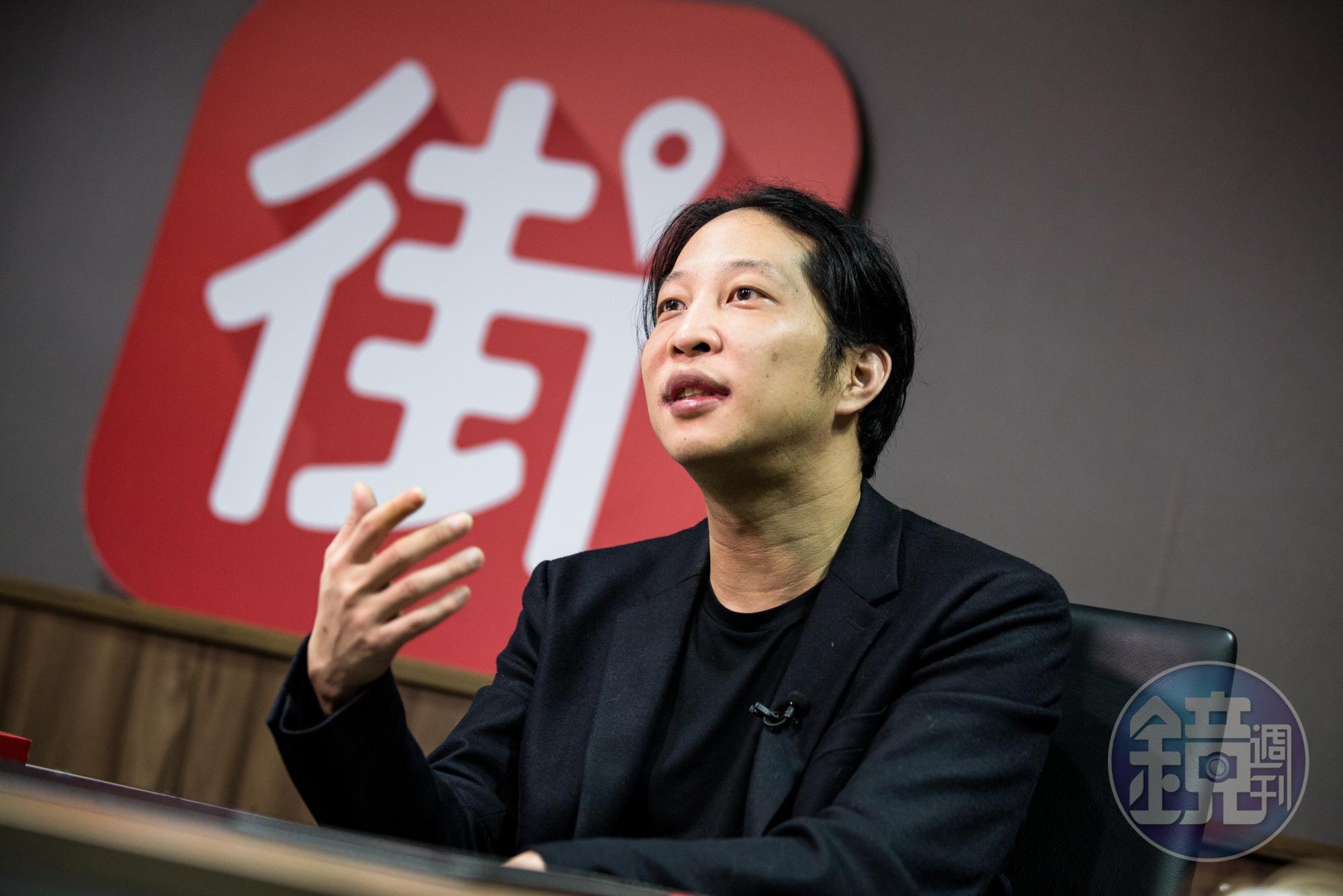 不做外人稱羨的富三代,胡亦嘉自嘲是個與世隔絕的宅男。