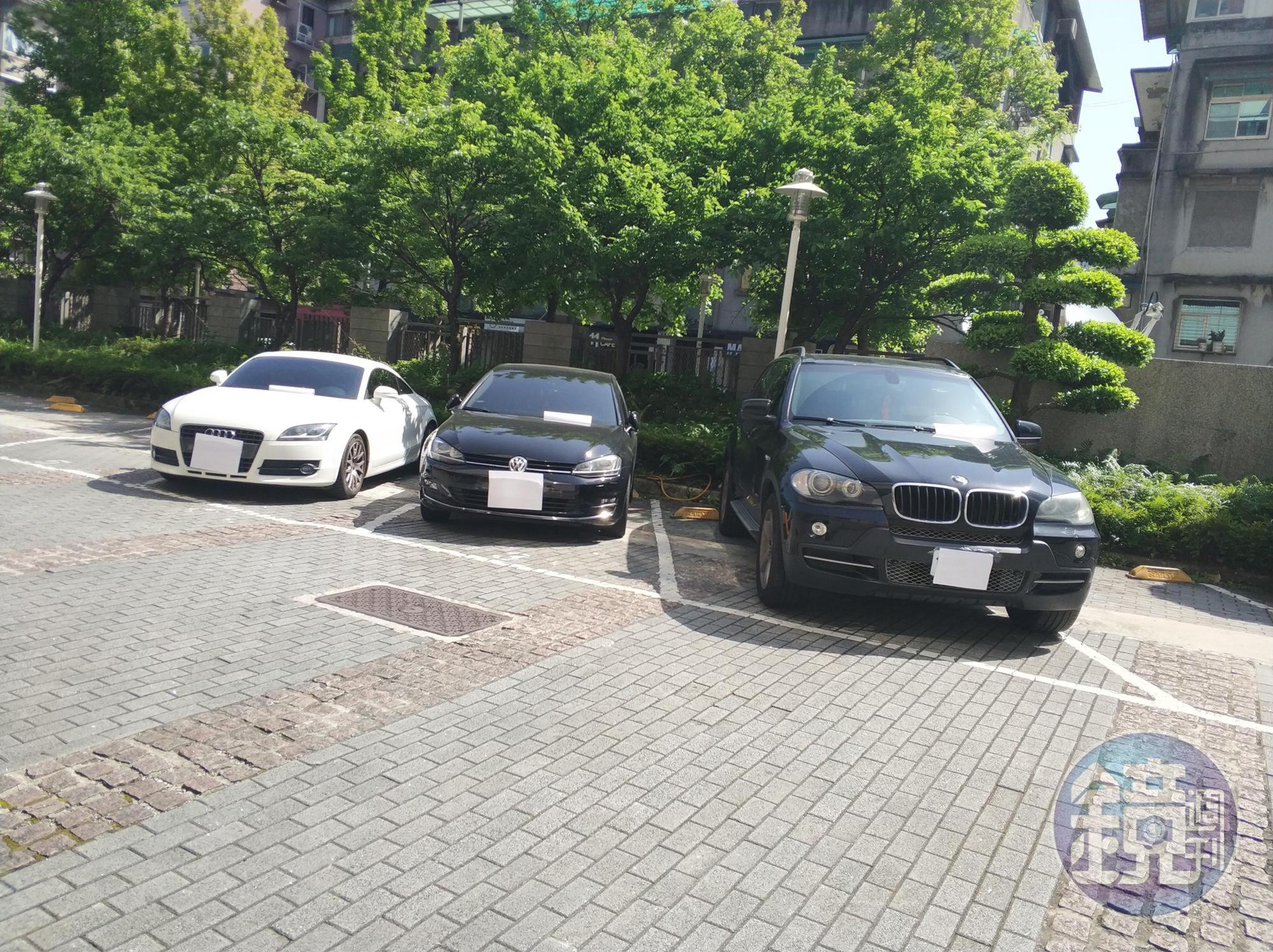 刑事局查扣犯案車輛。