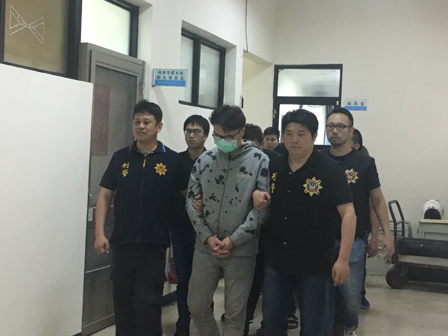 刑事局電偵大隊破獲假比特利套利的詐騙集團。（刑事局提供）