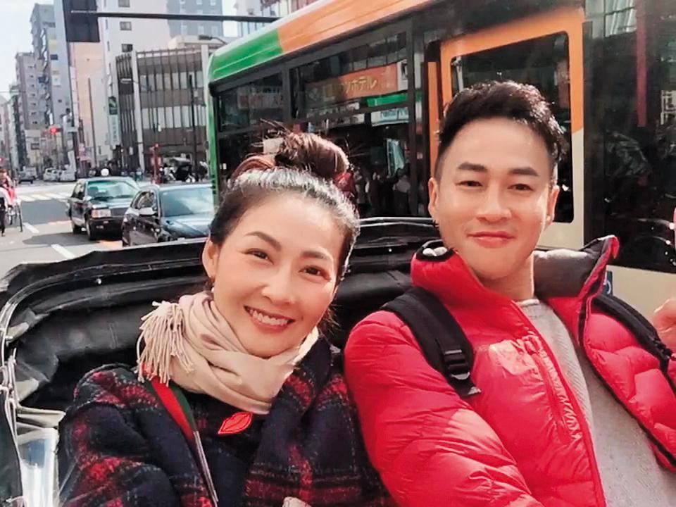 前一陣子何潤東與P嫂林姵希一起到日本度假,她在臉書上放閃兩人的甜蜜時光。(翻攝自林姵希臉書)