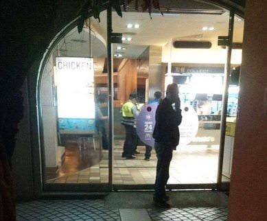 台南成功大學附近一間麥當勞,25日深夜傳出男客陳屍廁所事件。