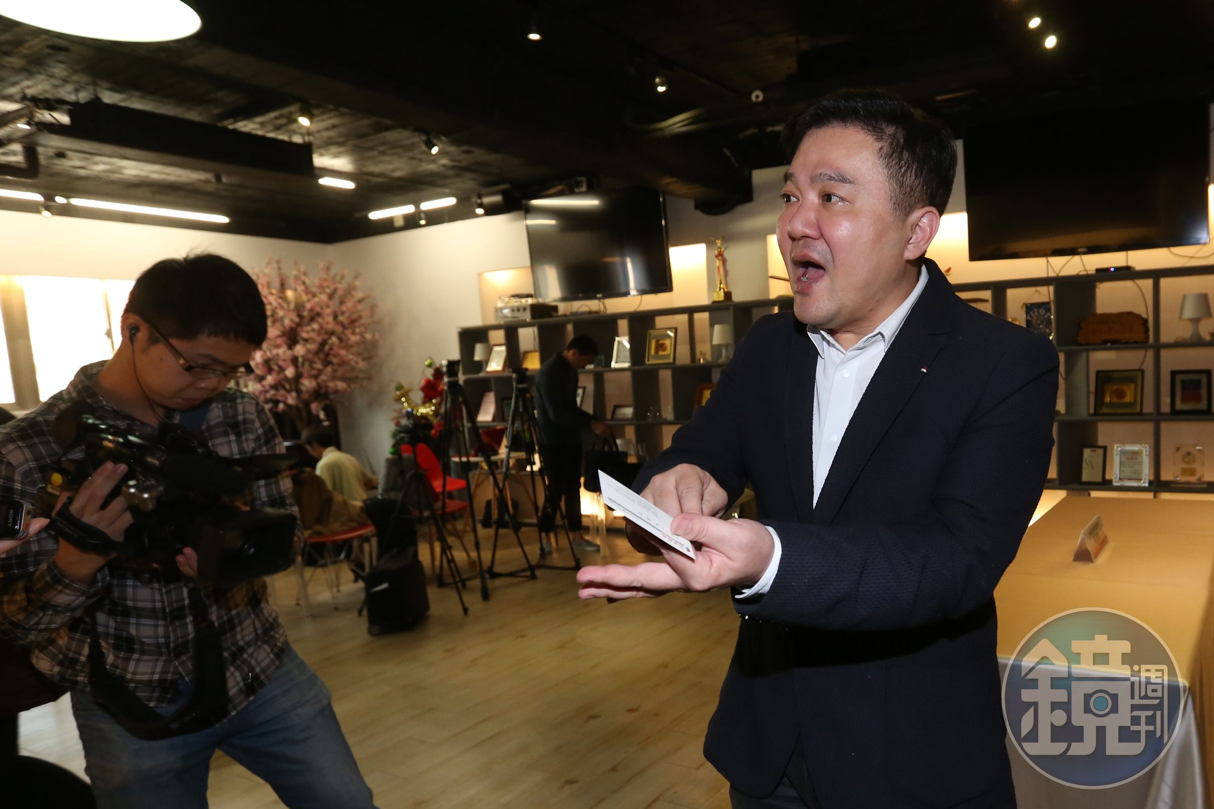 有媒體報導，故宮南院副院長李靜慧憂心樺璽融資恐成慶富詐貸案，樺福遠航集團董事長張綱維（圖）氣得提告加重誹謗。