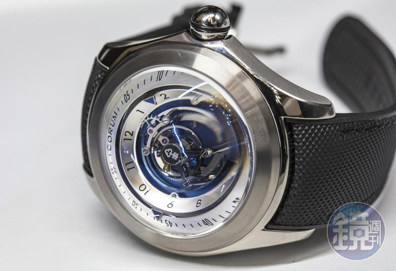 Baselworld 2018 CORUM Bubble 47 Central Tourbillon