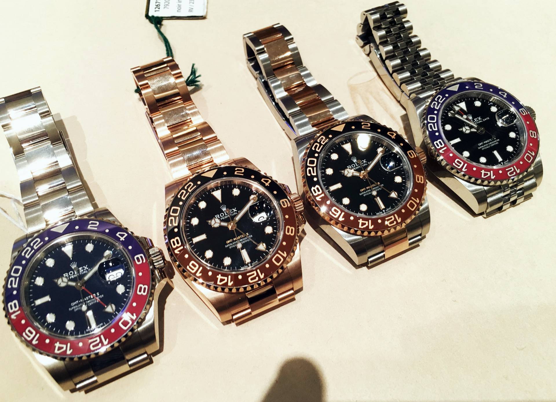 【Baselworld 2018 主編日誌】巴塞爾錶展第4天：5款拍進手機裡的新腕錶