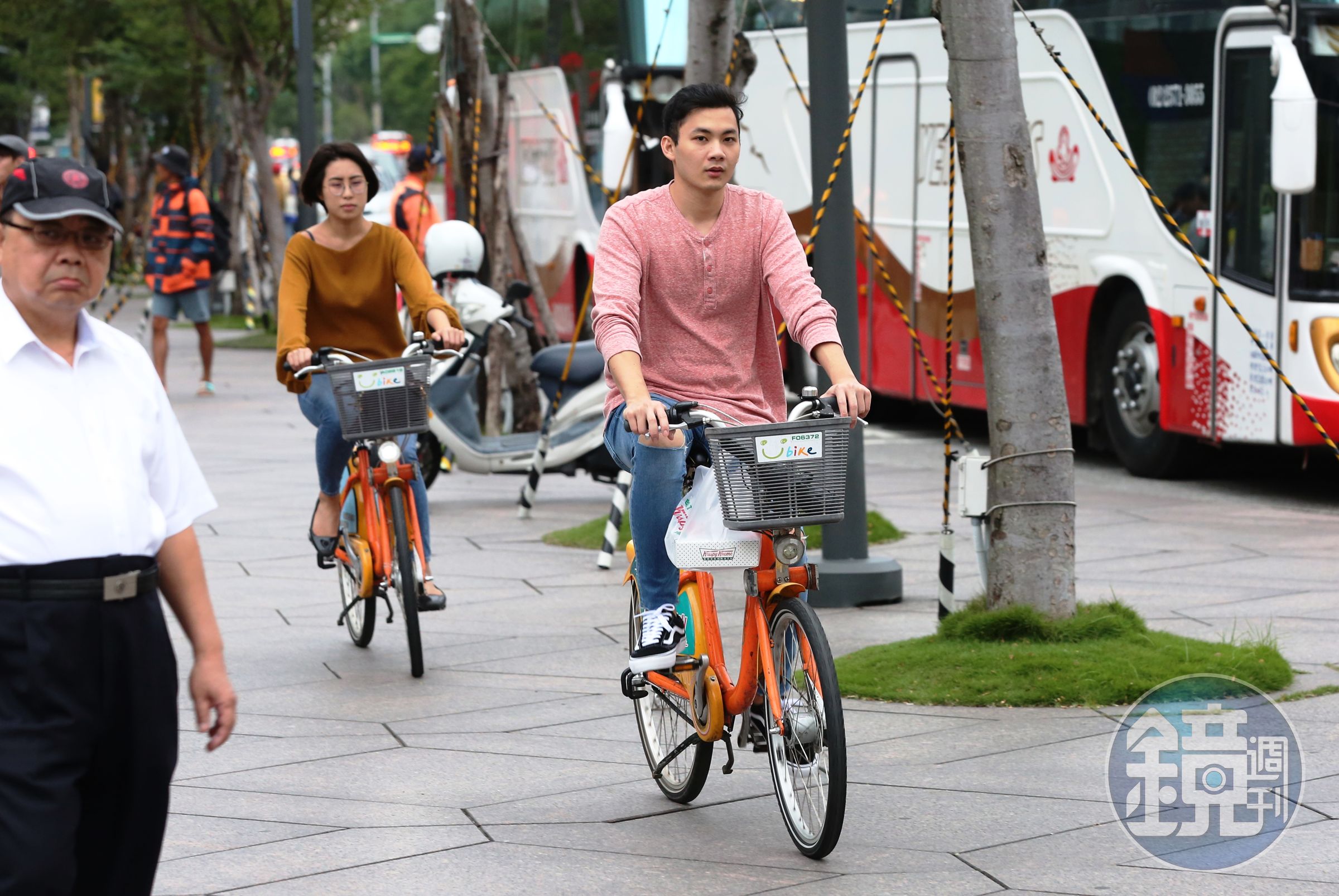 台北市、新北市及桃園市的YouBike租借系統將於3月29日以及4月1日的午夜0時至清晨5時暫停營運。