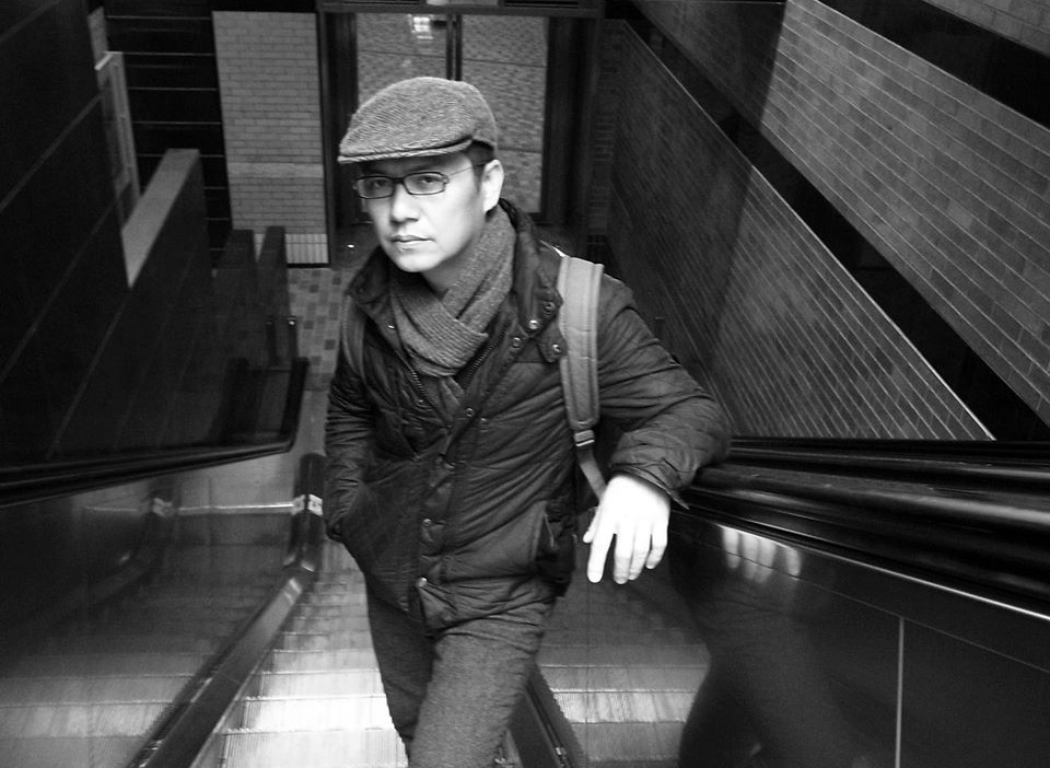 台灣作家吳明益以小說《單車失竊記》入選國際文學的「國際曼布克獎」 長名單，但主辦單位網頁卻將他的國籍由「台灣」改成「中國台灣」。（翻攝自吳明益臉書）