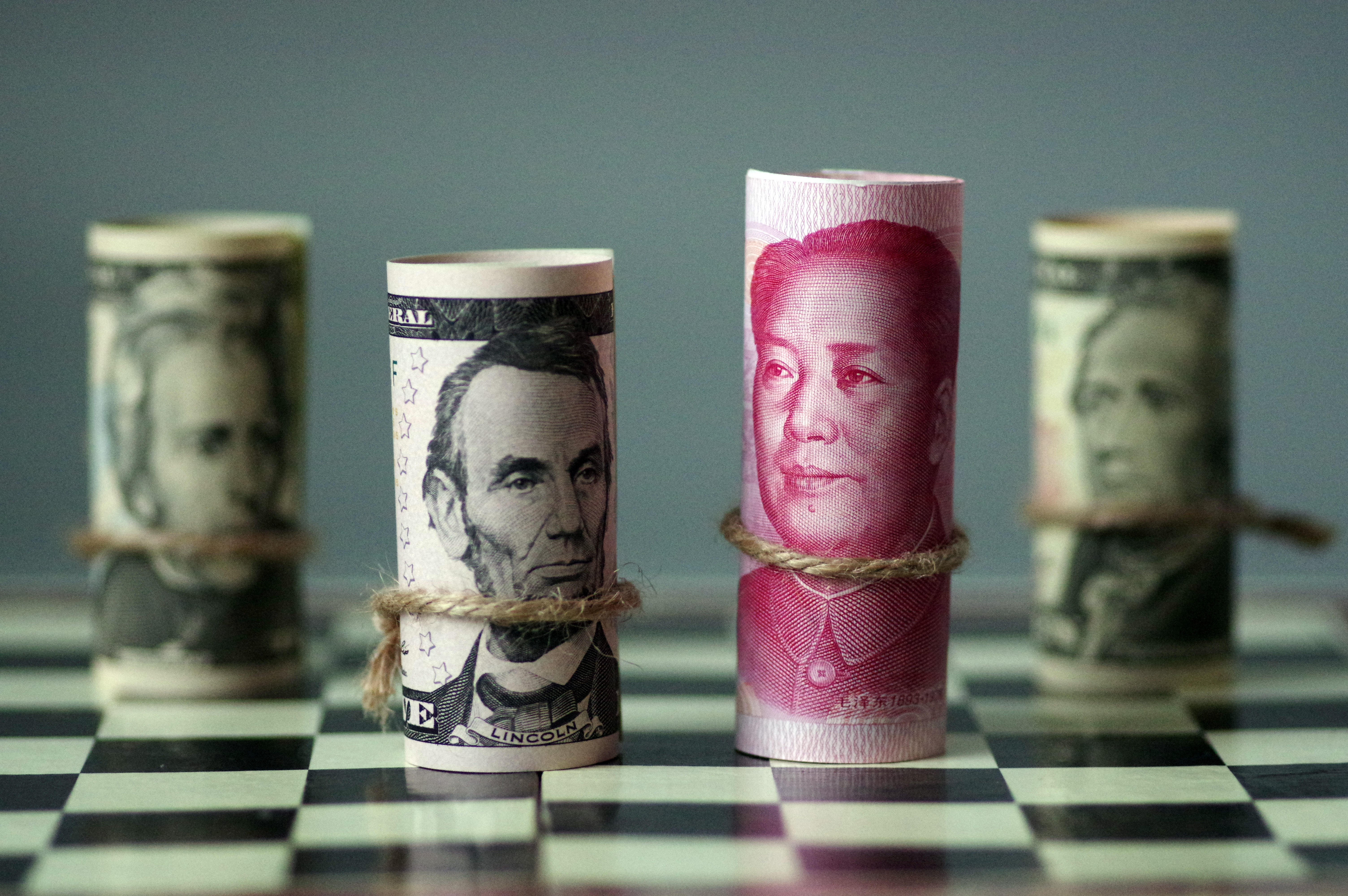 美中貿易摩擦有升溫趨勢，美國尋求歐洲盟邦一同對付與中國的貿易爭端，引發全球關注。