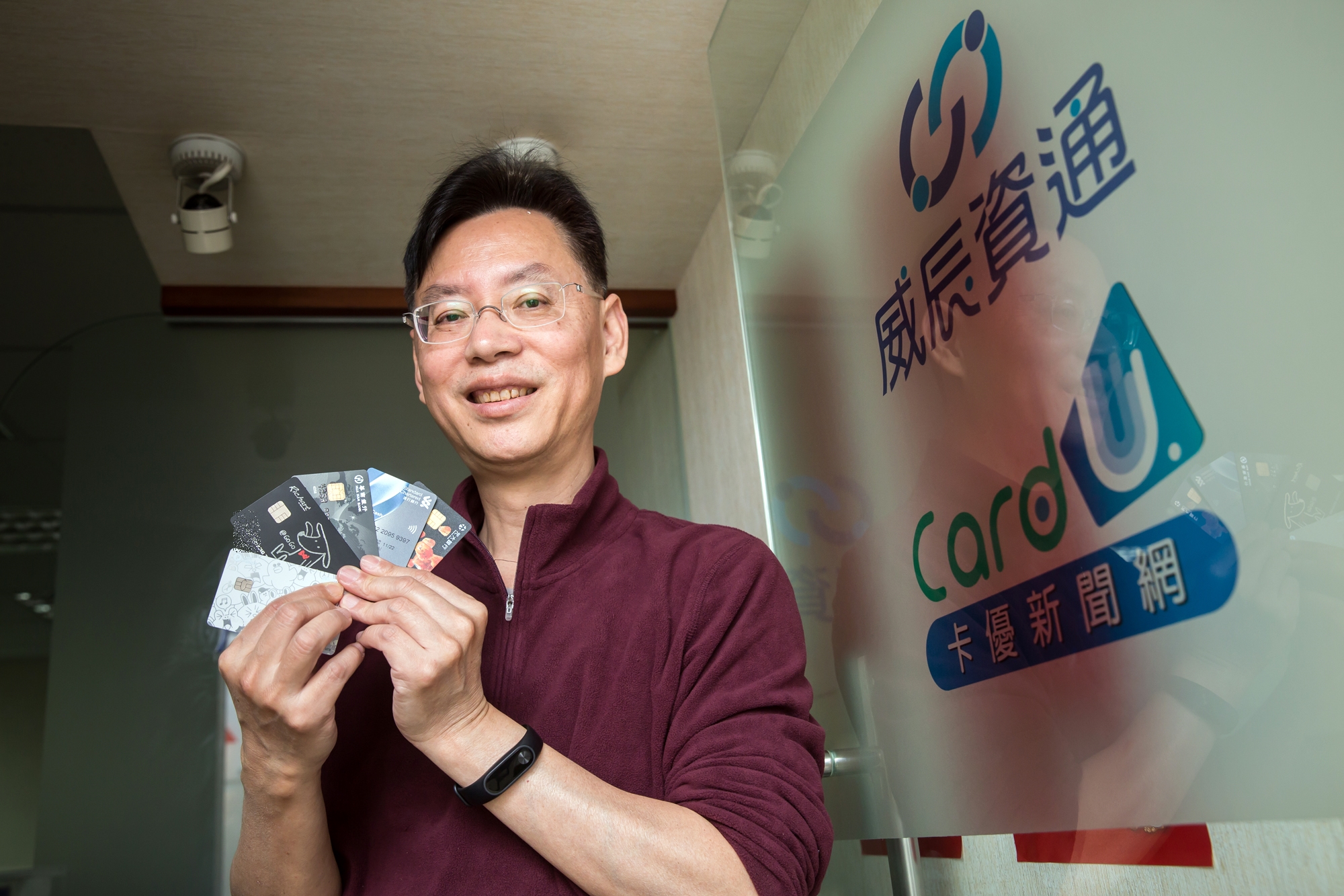 卡優網總編輯周湘台建議，可準備2～3張現金回饋卡交替使用，創造最大現金回饋。