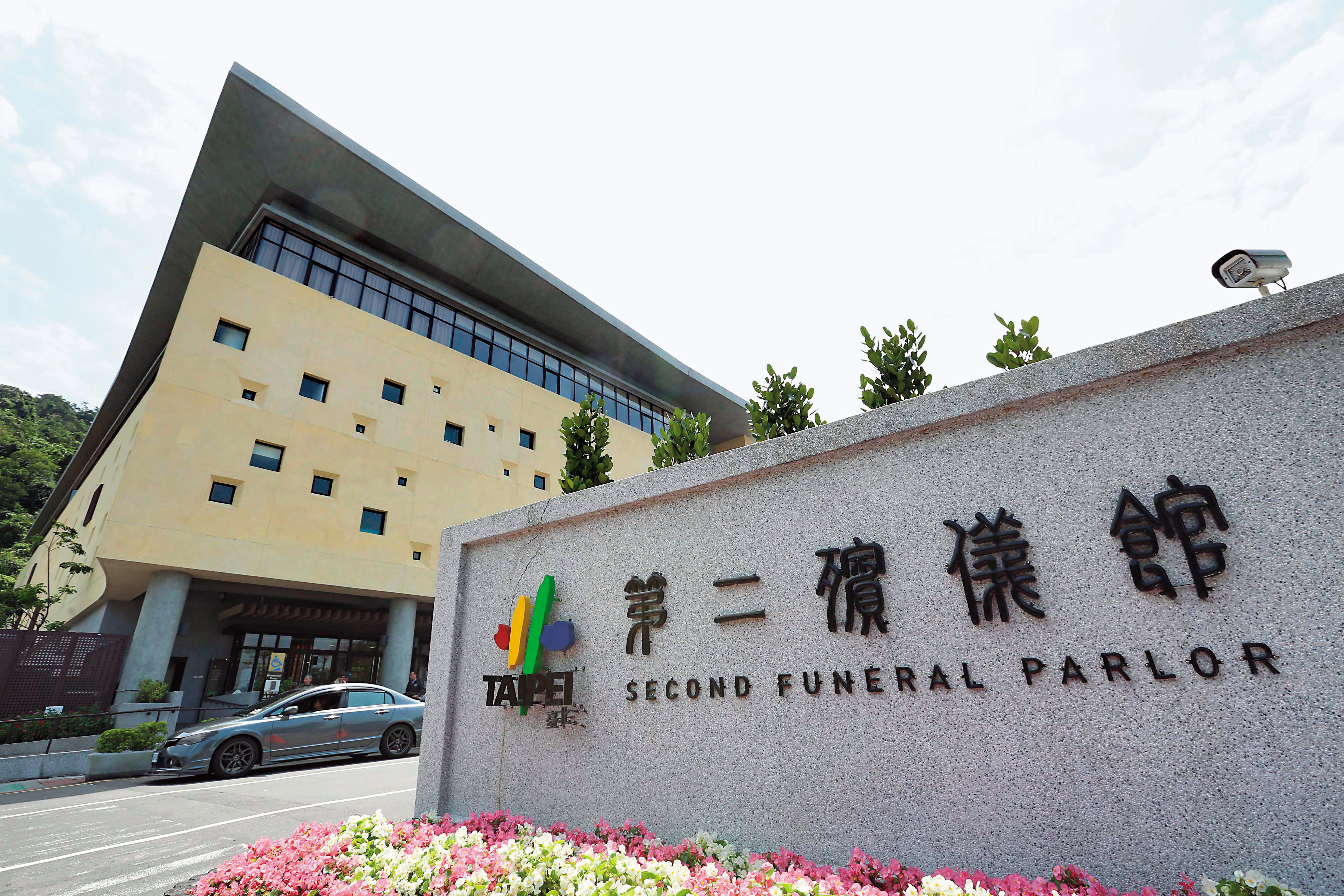 羅女丈夫的大體至今仍在二殯的冰櫃中，因搶屍大戰而遲未下戰。