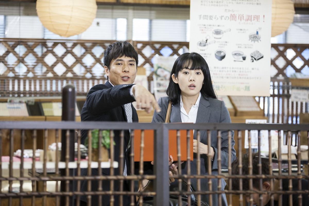 《紡綞蟲的記憶》找來日籍女星柴本幸(右),與莊凱勛共同挑大樑主演。(磬石數位媒體提供)