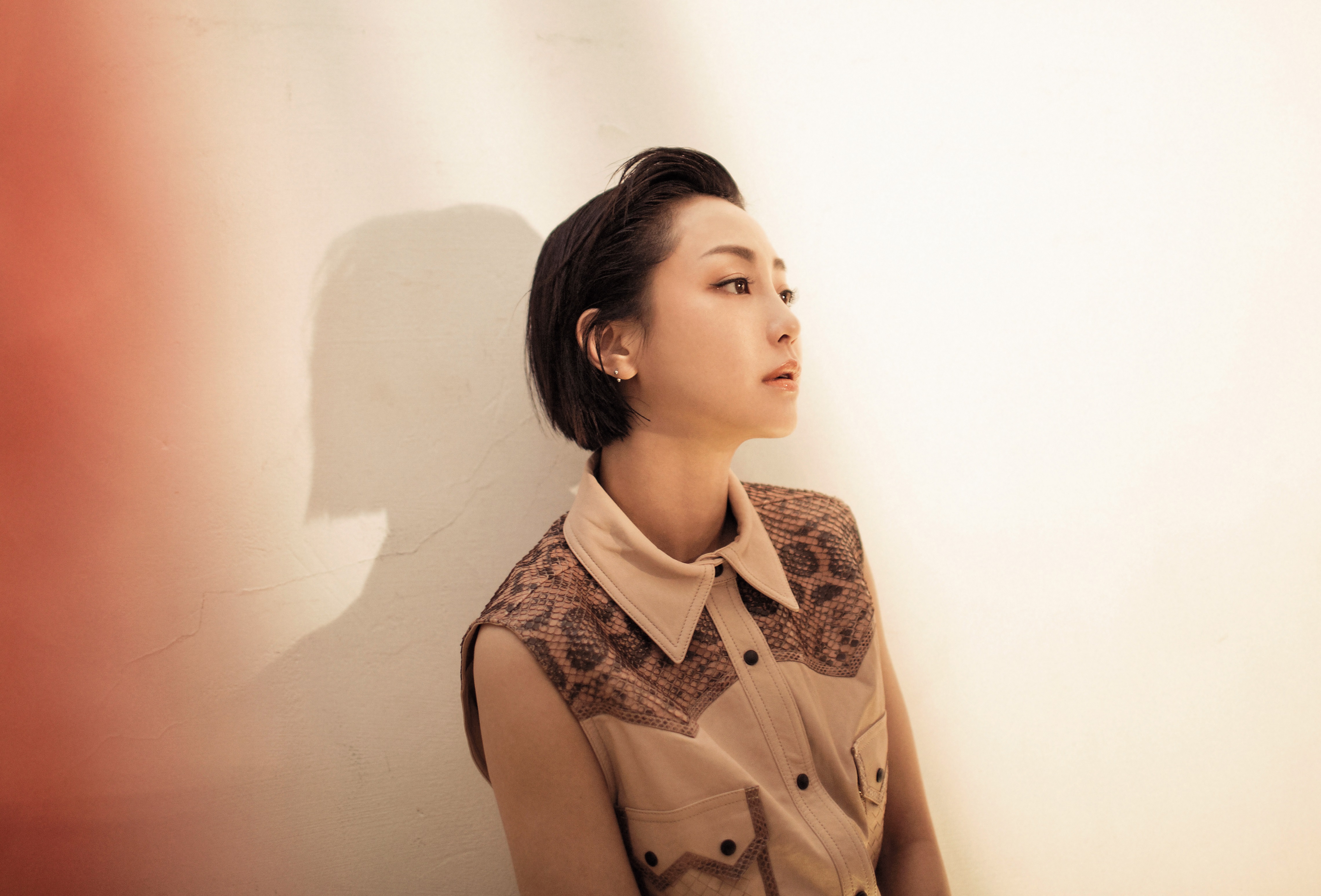 「很感謝媽媽把我生成很溫柔的外表， 但我個性不是。」聽謝欣穎這樣認真解 釋，她會喜歡反差也是情有可原。