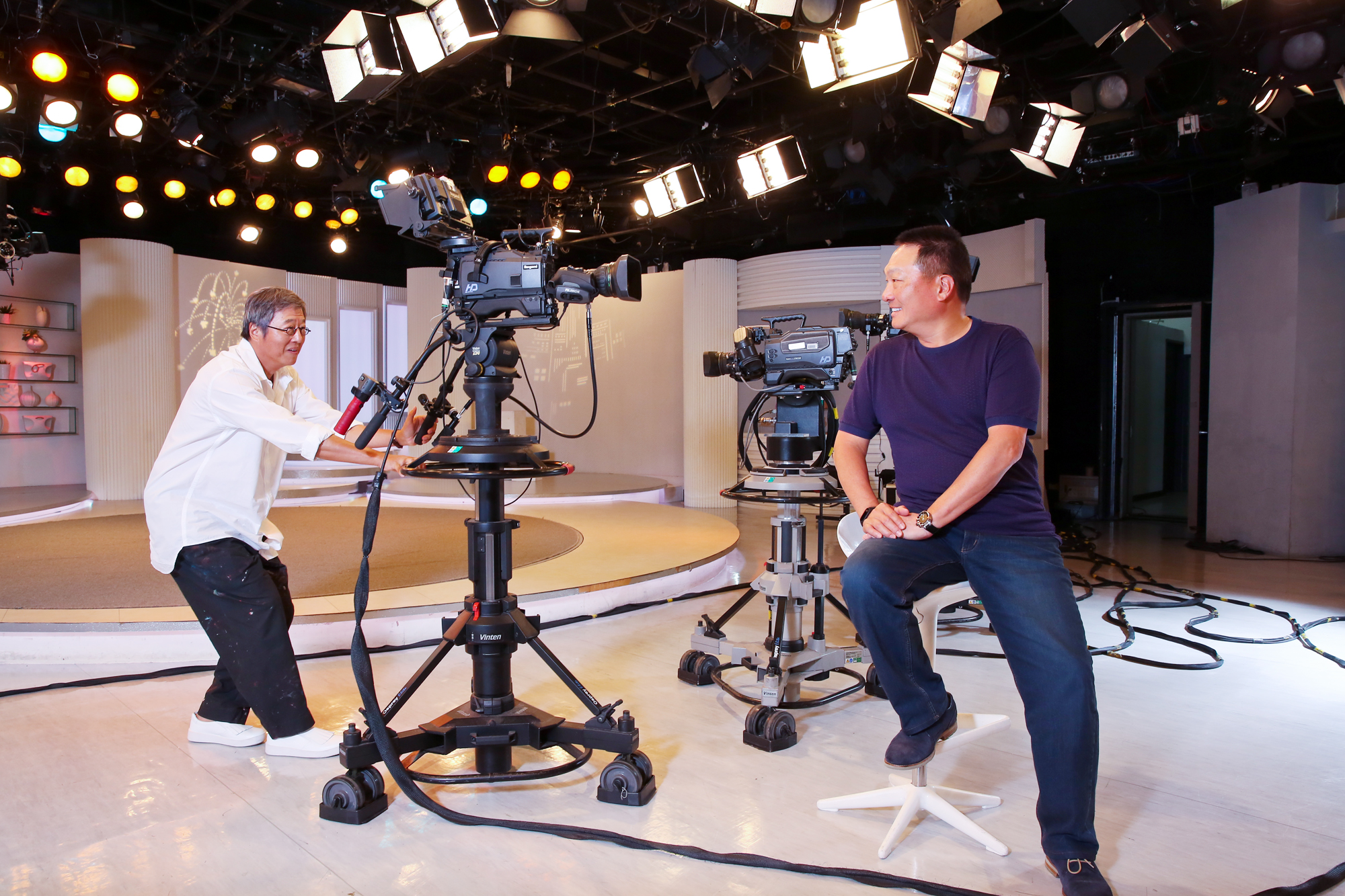 王令麟和王偉忠雙強聯手,要搶攻網路影音。