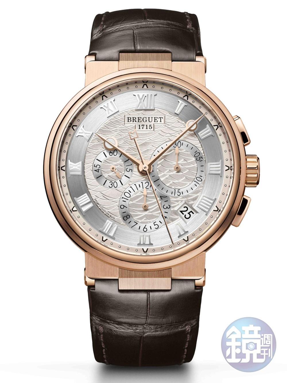 《Marine Chronograph 5527》582QA自動上鏈機芯/18K玫瑰金材質/時、分、秒指示/日期顯示/計時碼錶/鱷魚皮錶帶/防水100米/建議售價：NT$1,090,000