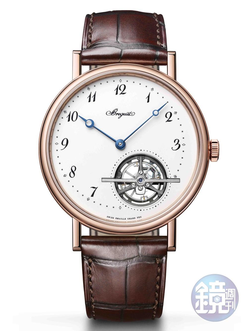 《Classique Tourbillon Extra-Plat Automatique 5367》581自動上鏈機芯/18K玫瑰金材質/時、分、秒指示/陀飛輪/鱷魚皮錶帶/防水30米/建議售價：NT$ 4,756,000