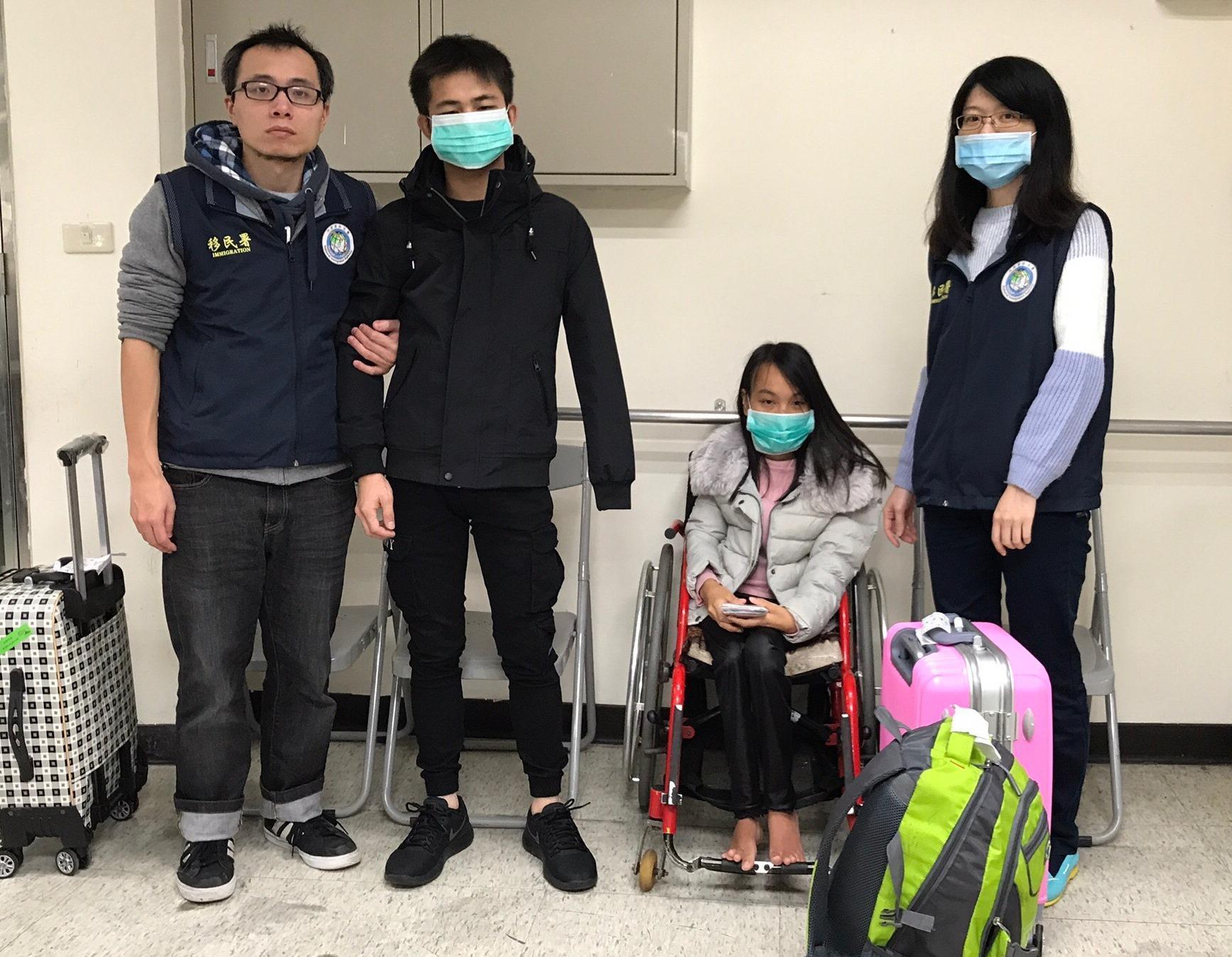該集團多吸收身障人士，利用台灣人愛心月收數百萬元。（新北市專勤隊提供）